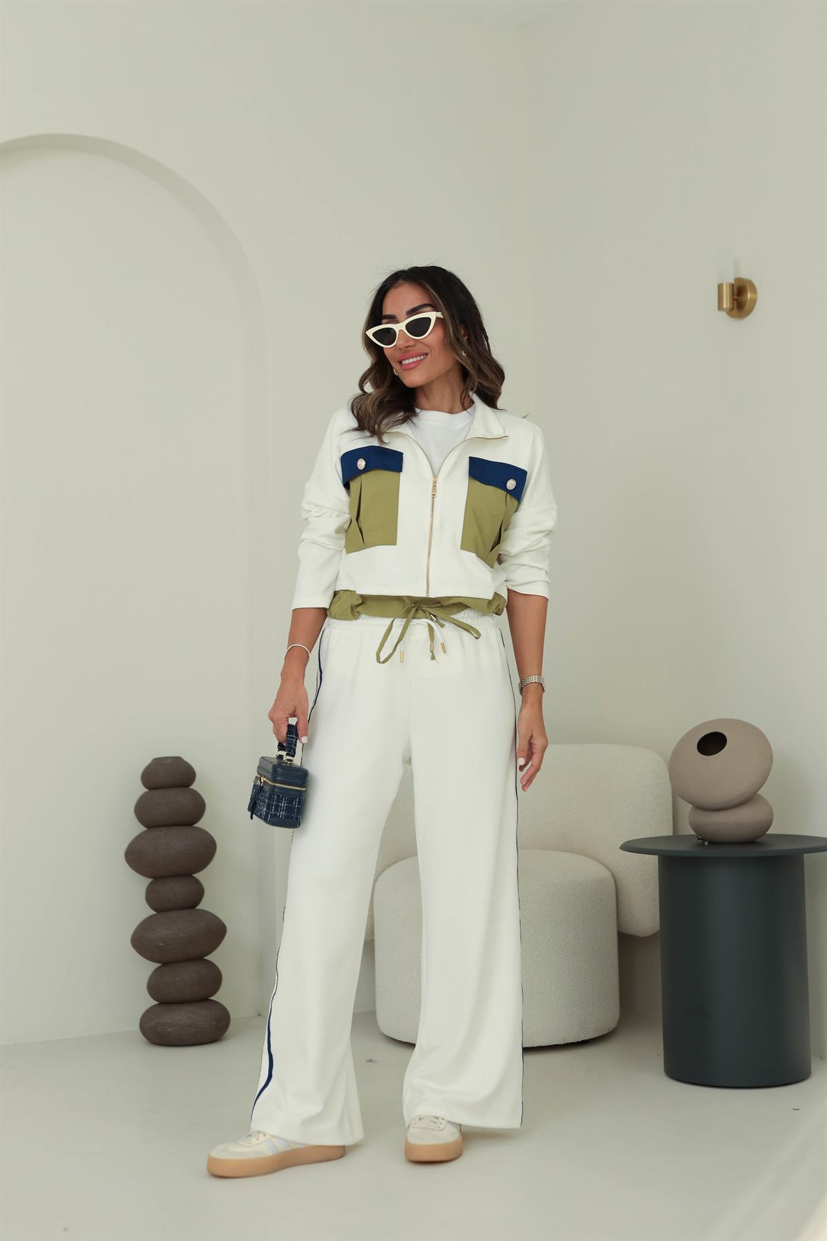 2970 Cepli Gold Düğmeli Premium Kumaş Takım BEYAZ