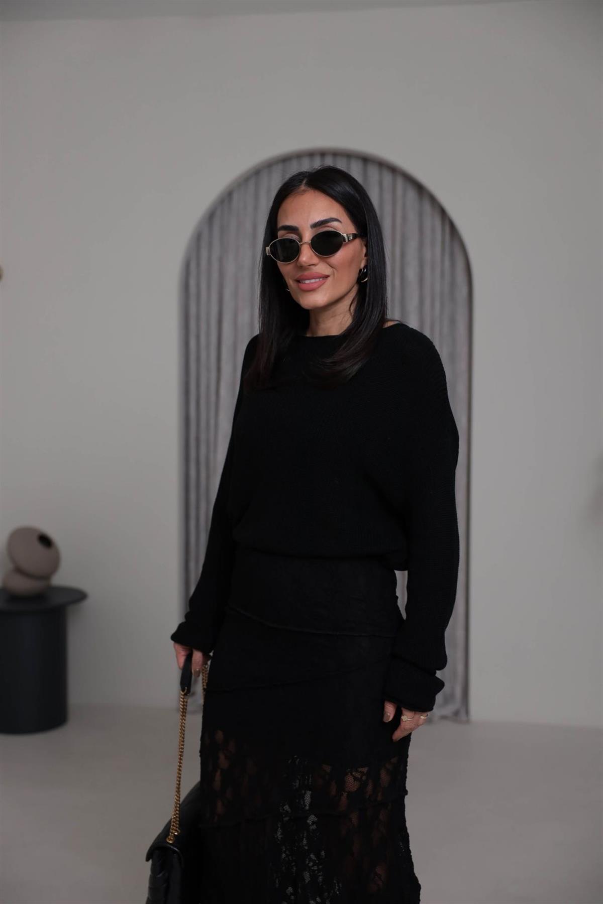 0804 Kayık Yaka Basic Triko Kazak SİYAH