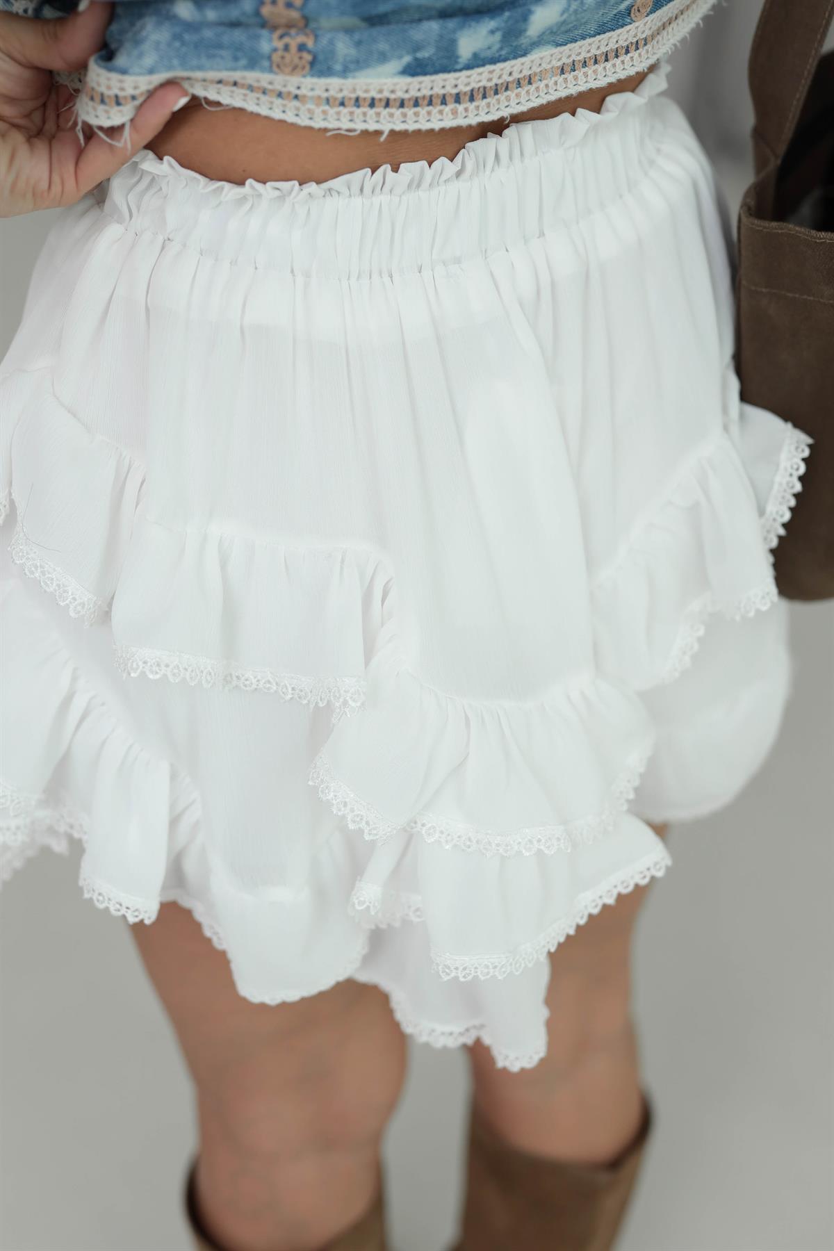 1039 Güpür İşlemeli Bel Lastikli Şort Etek BEYAZ