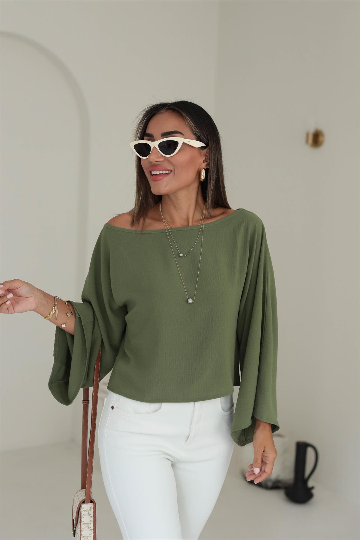 İthal Aerobin Kayık Yaka Bluz