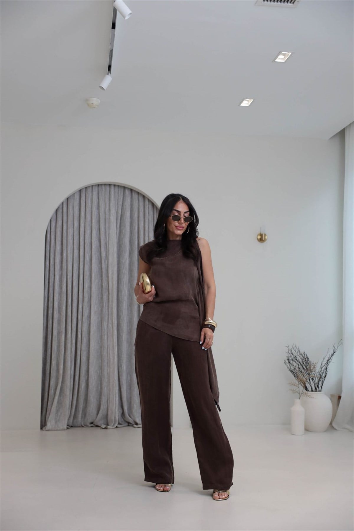 1395 Omuzu Aksesuar Detaylı Asimetrik Tencel Pantolon Takım KAHVE