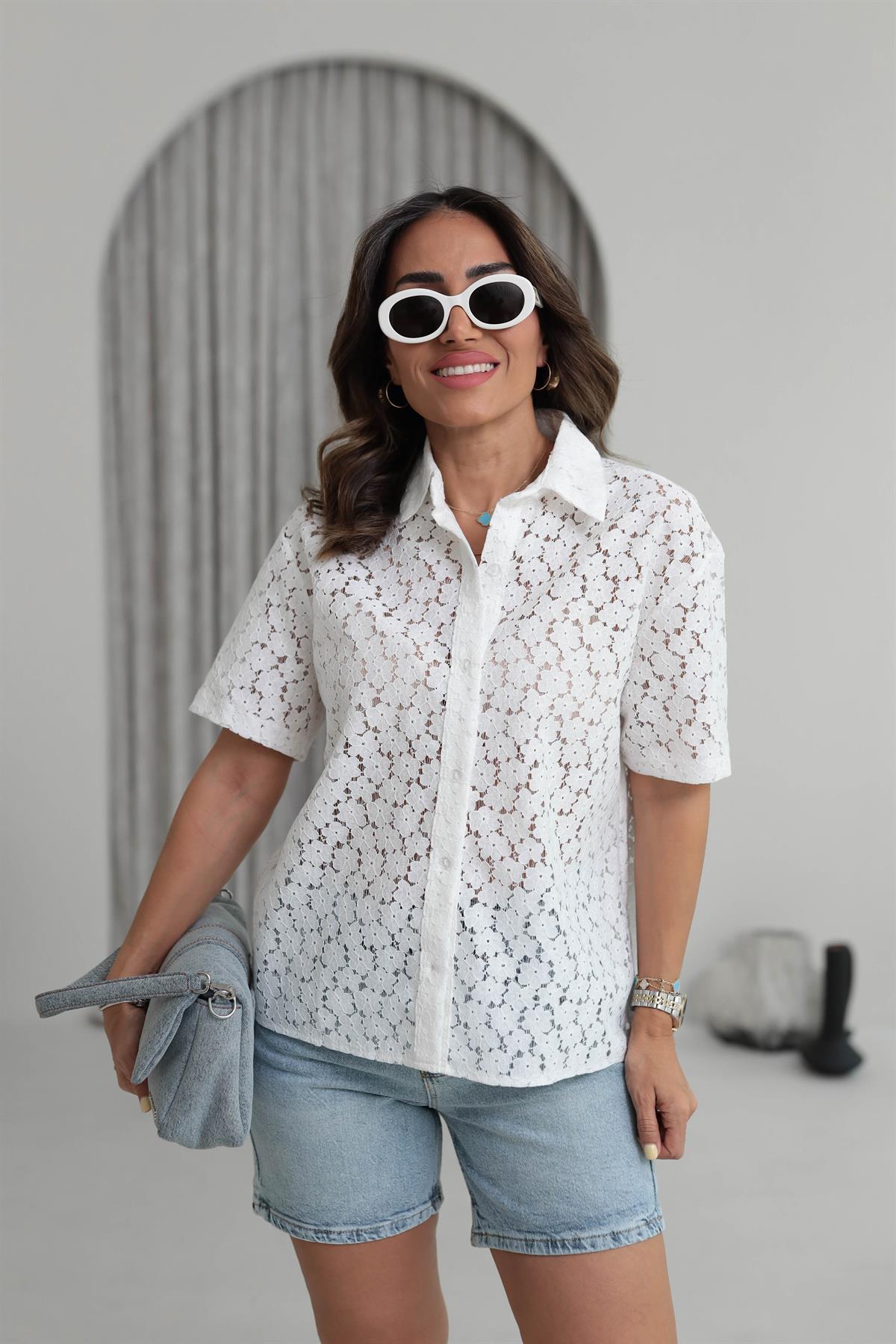 Çiçek Güpürlü Gömlek EKRU