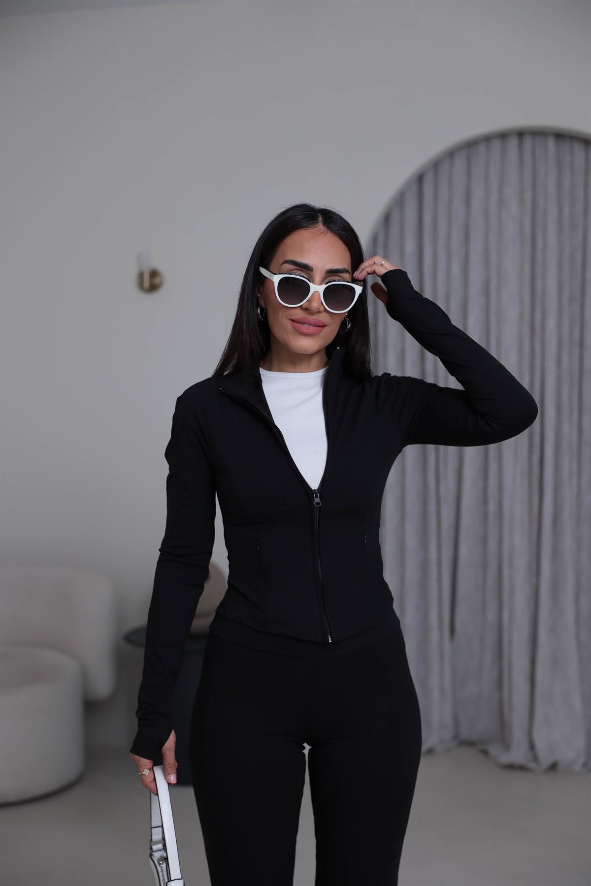 Oys Dik Yaka Önden Fermuarlı Pantolonlu Takım SİYAH