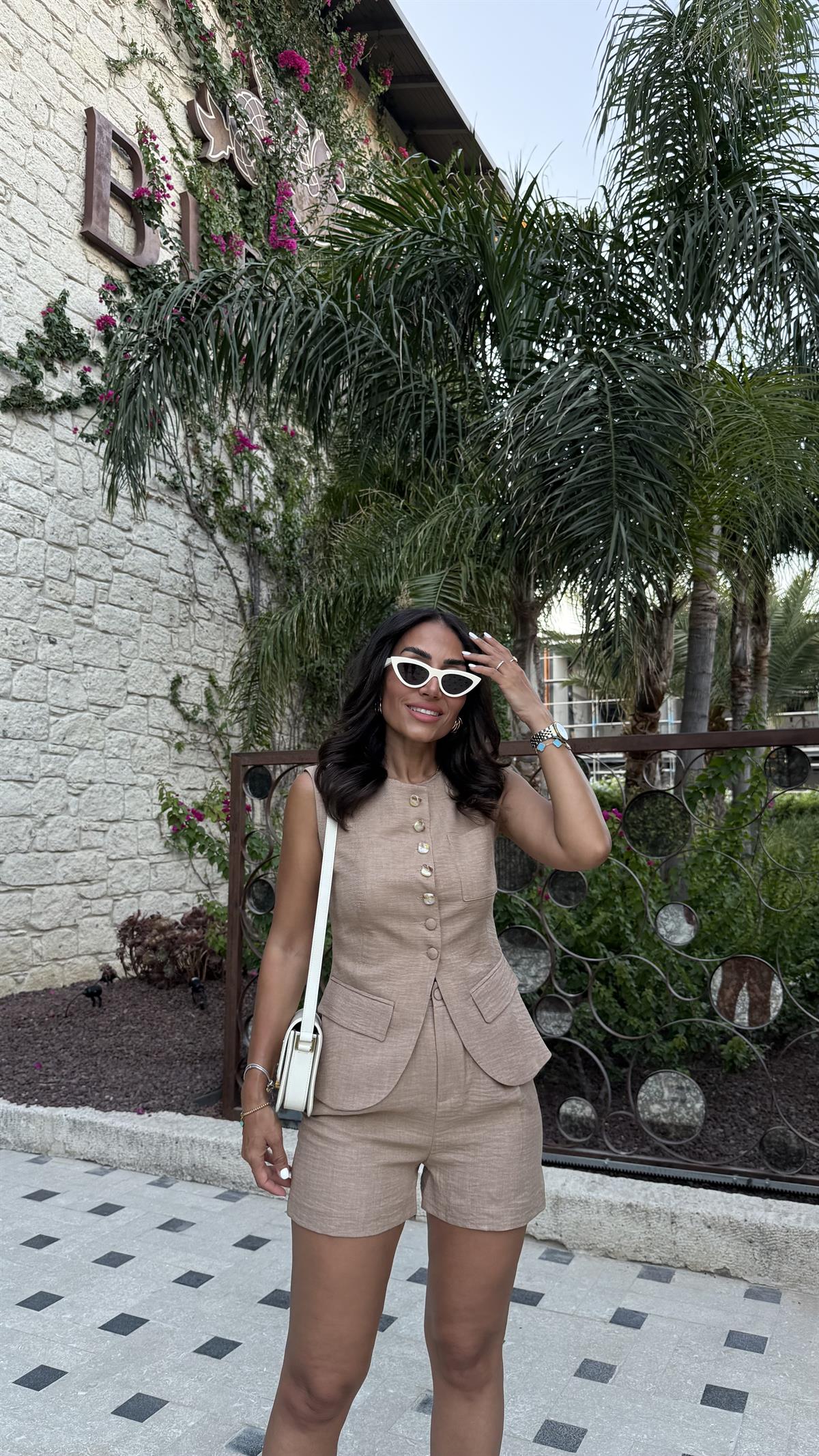 0284 Düğme Detaylı Dokuma Yelek & Şort Takım CAMEL