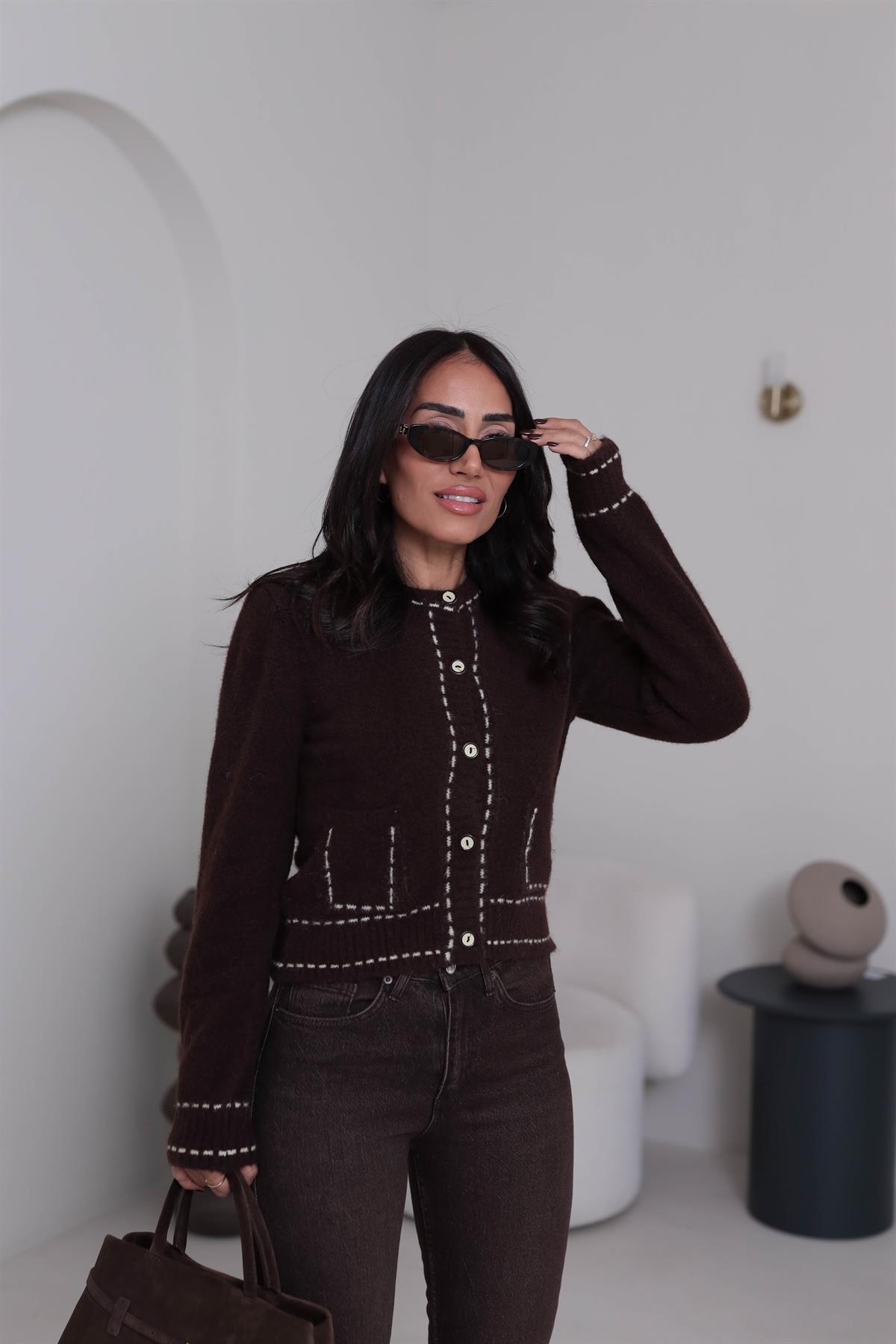 4892 Dikiş Detaylı Düğmeli Cepli Hırka KAHVE