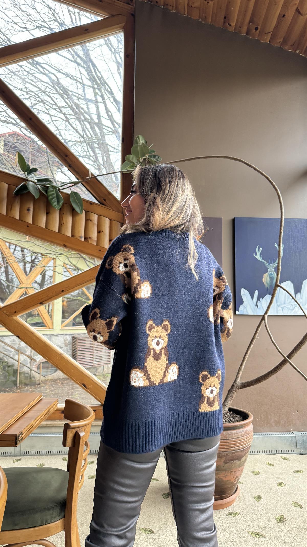 0033 Ayıcıklı Kalın Kazak LACİVERT