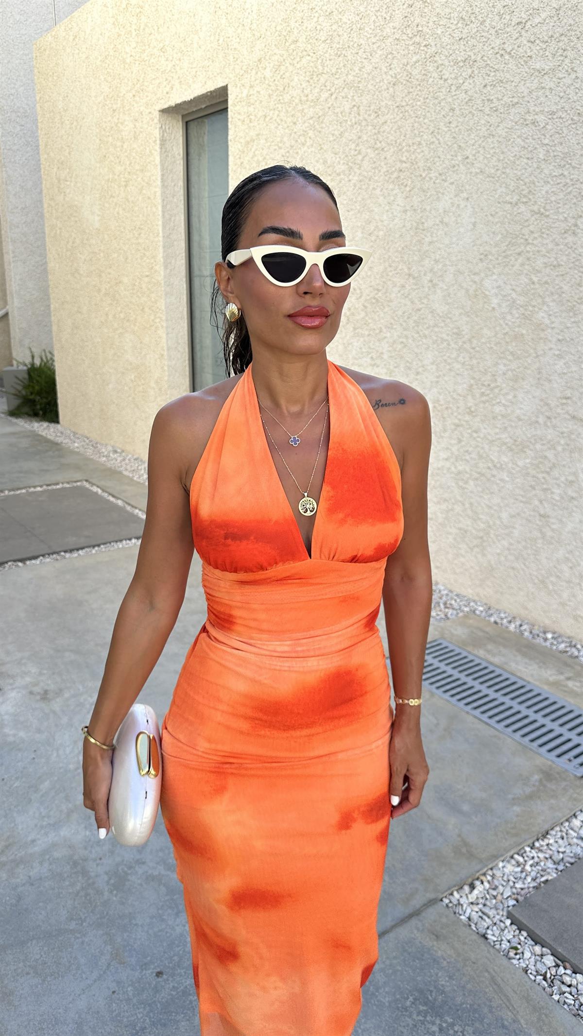 9864 Sırt Dekolteli Tül Elbise