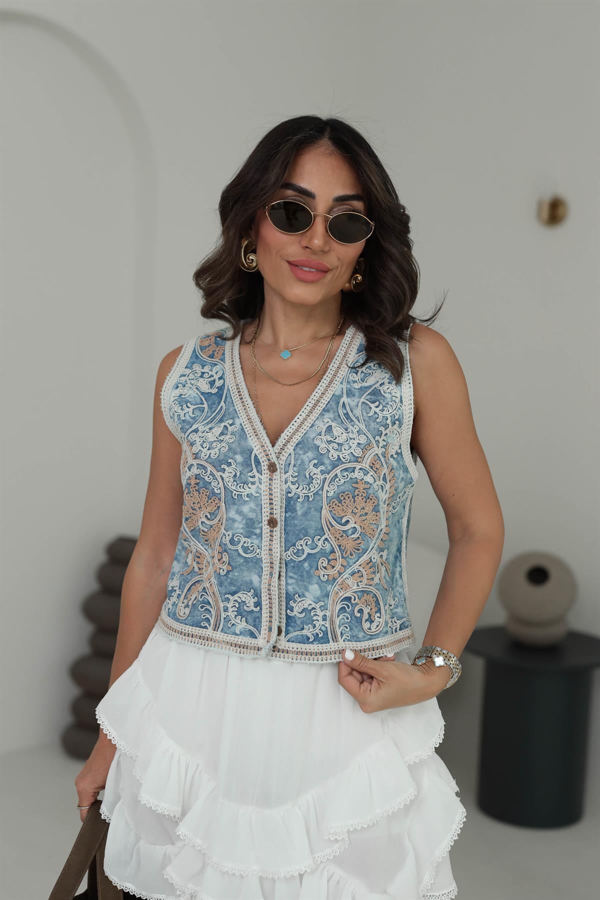 8395 Tasarım İşlemeli Pamuklu Dokuma Yelek MAVİ