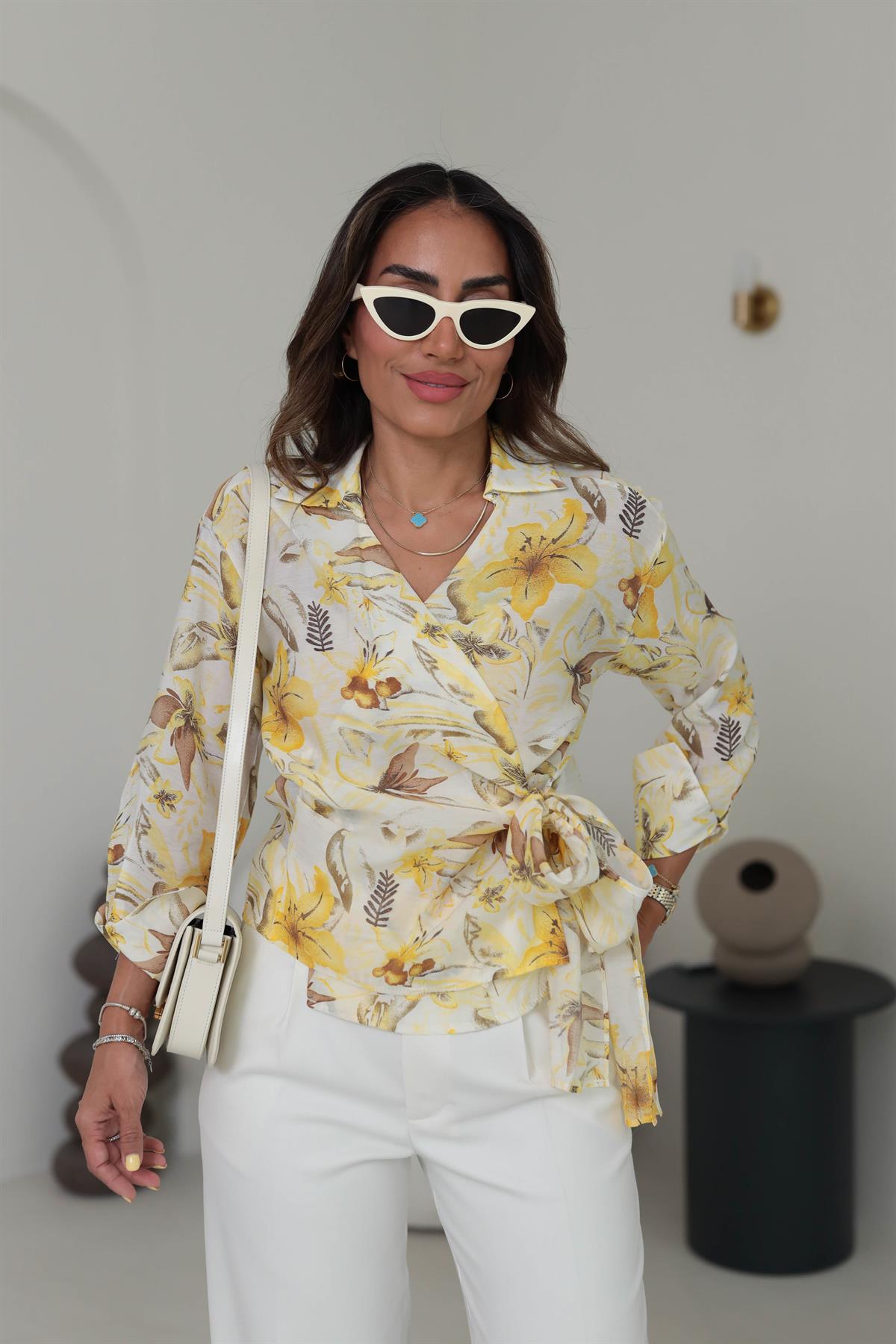 8553 Kruvaze Bağlamalı Desenli Gömlek Bluz SARI