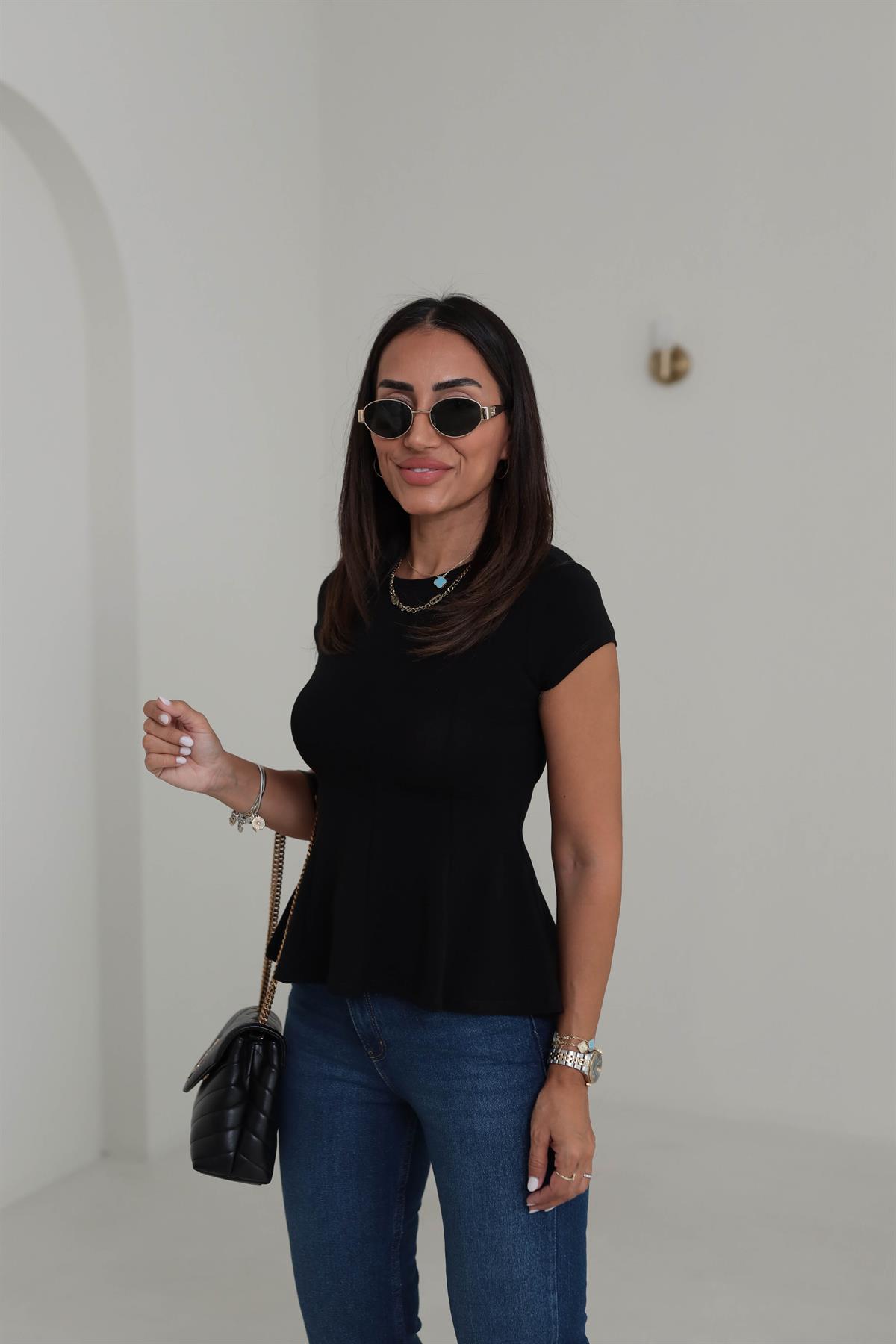 1992 Bisiklet Yaka Kısa Kol Peplum Tshirt SİYAH