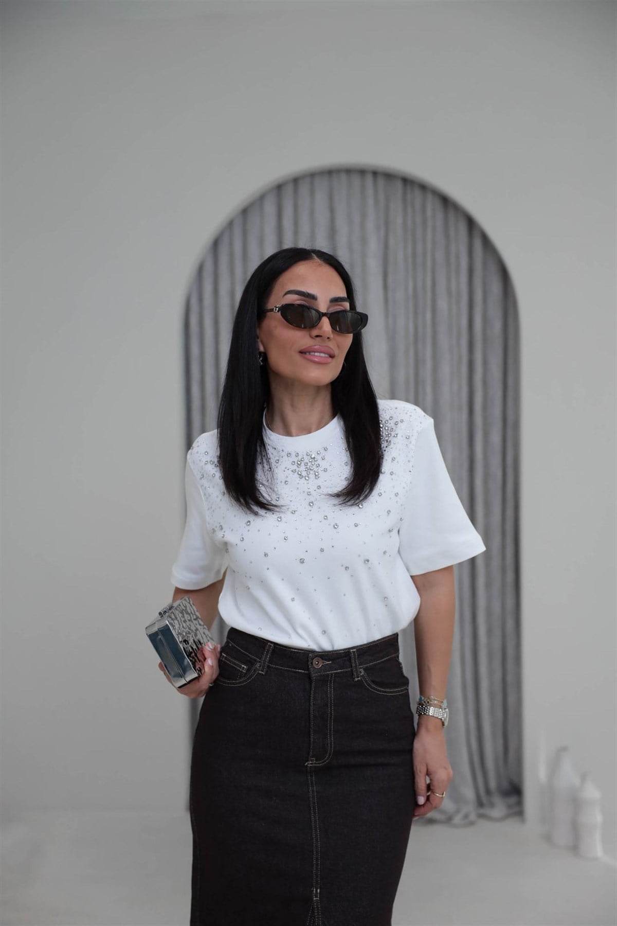 8202 Bisiklet Yaka Dağınık Taş Çakımlı Tshirt EKRU