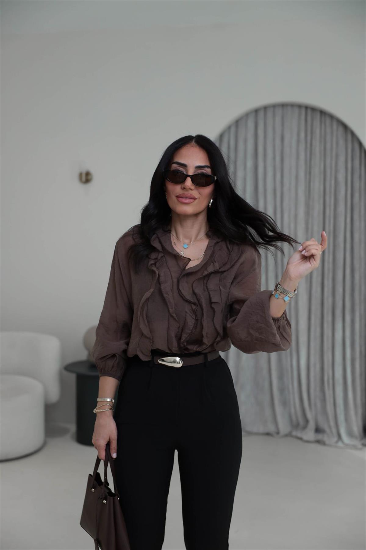 5023 Yaka Fırfırlı Liyosel Bluz KAHVE