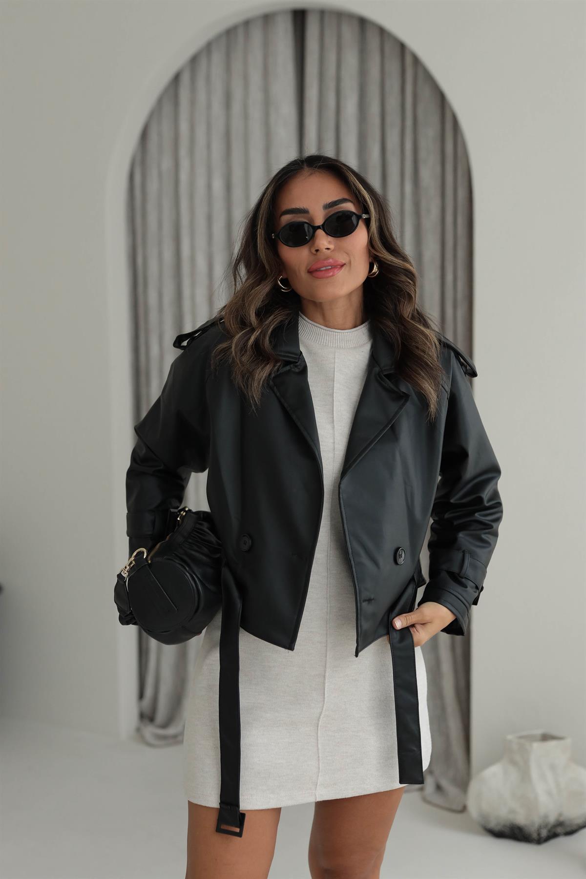 3076 Kol Ve Bel Kemer Detaylı Suni Deri Ceket SİYAH