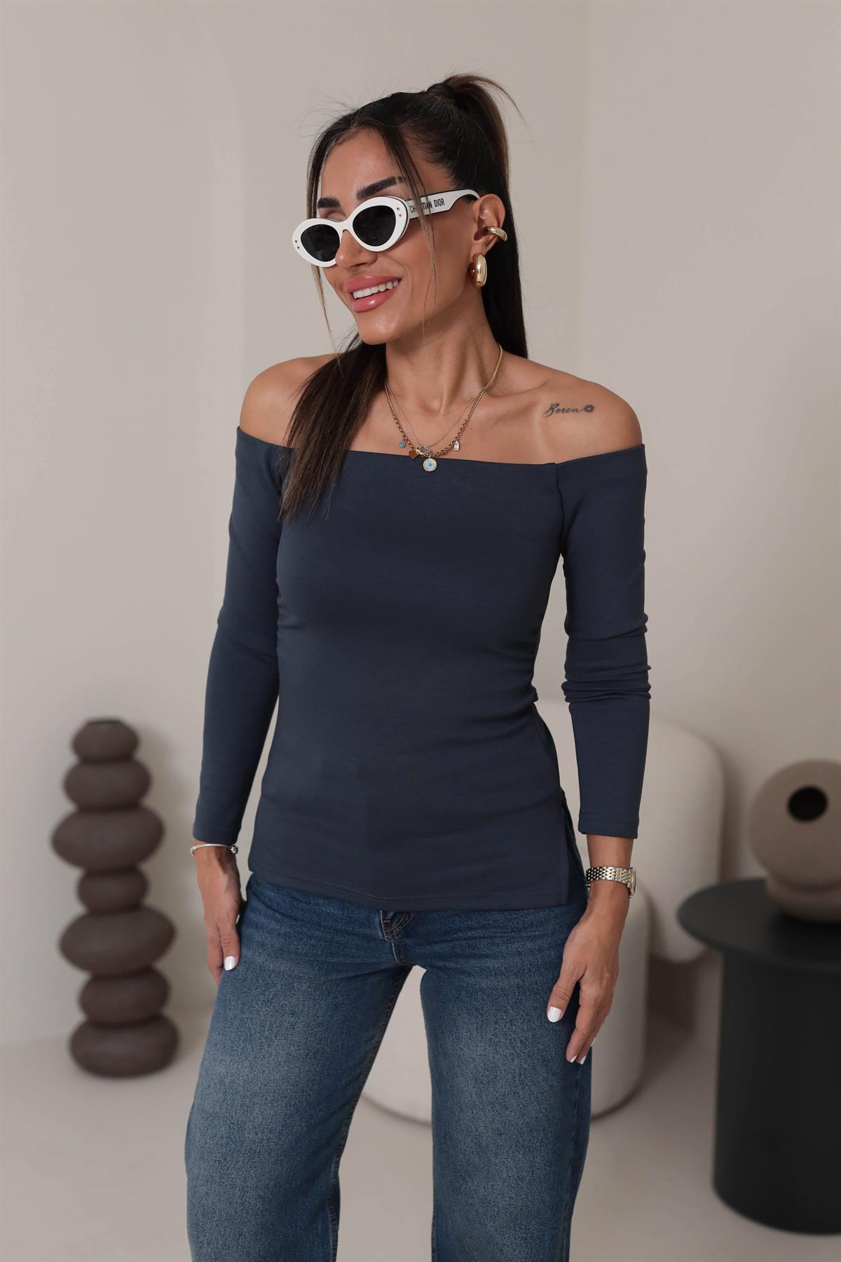 0127 Omuz Dekolteli Dokulu Bluz ANTRASİT