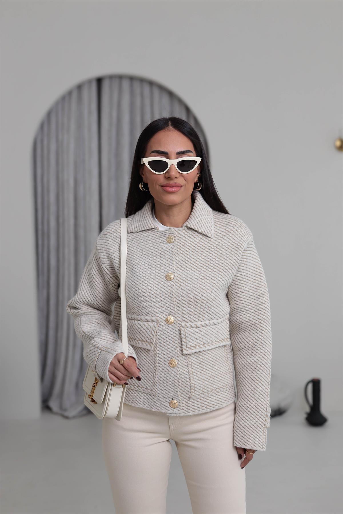 4204 Kalın Dokulu Gold Düğme Detaylı Ceket Hırka BEJ