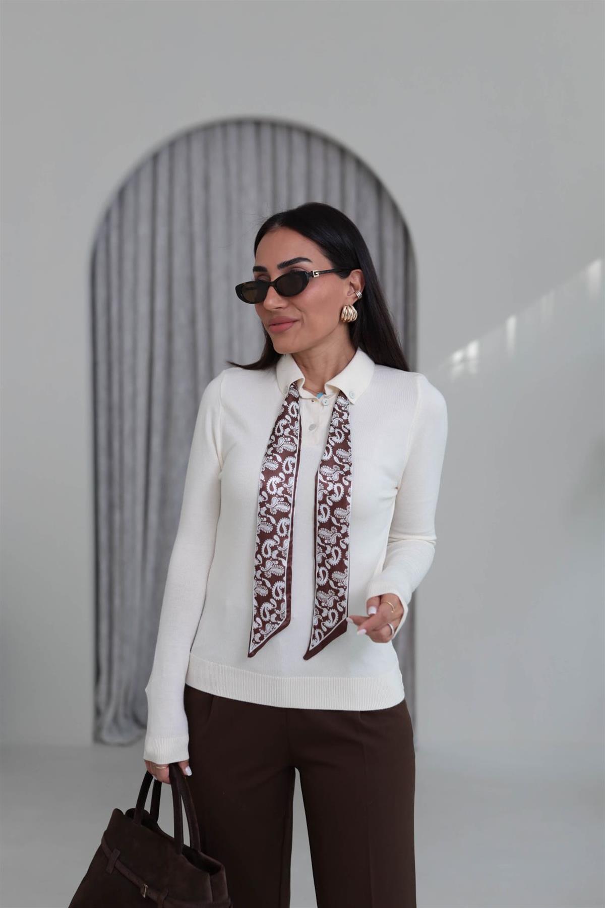 0097 Fularlı Corsman Triko EKRU