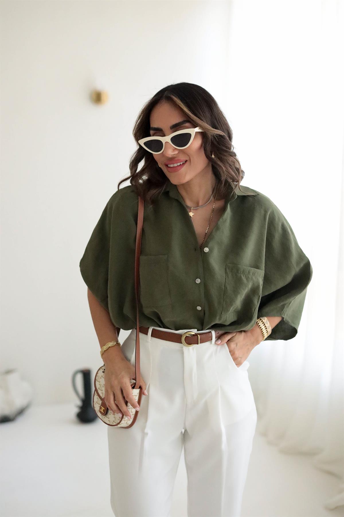 8914 Yarasa Kol Cepli Gömlek