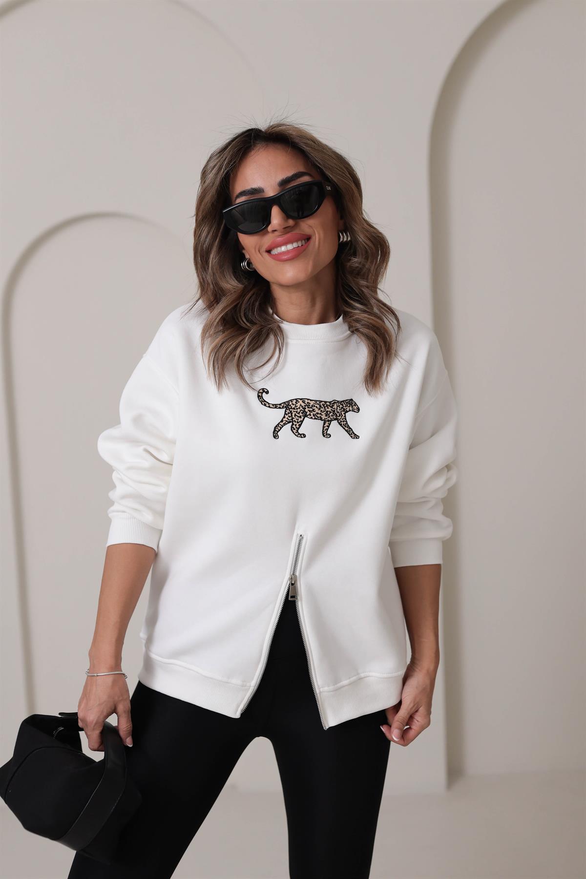 5617 Leopar Nakış Yarım Fermuarlı Şardonlu Sweatshirt EKRU