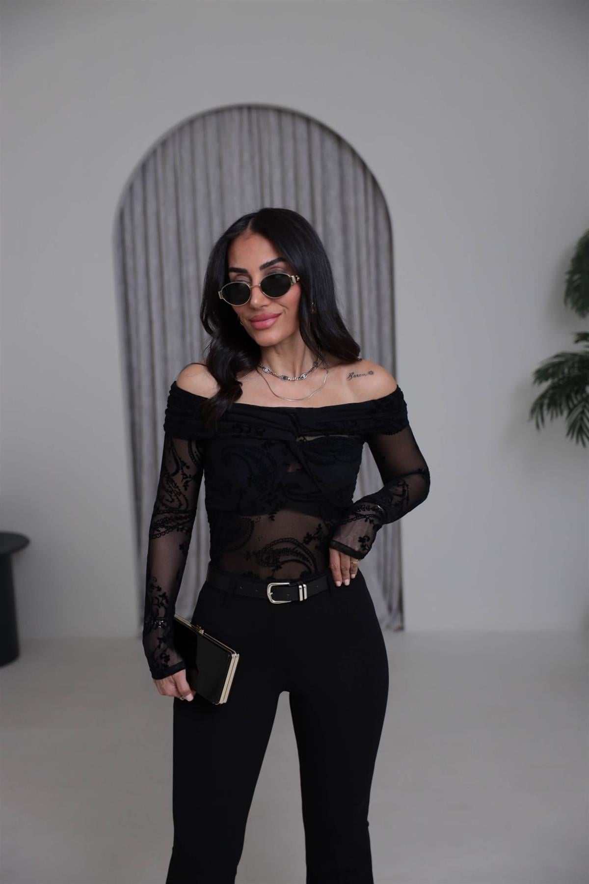 3227 Kadife Baskılı Omuz Detay Bluz SİYAH