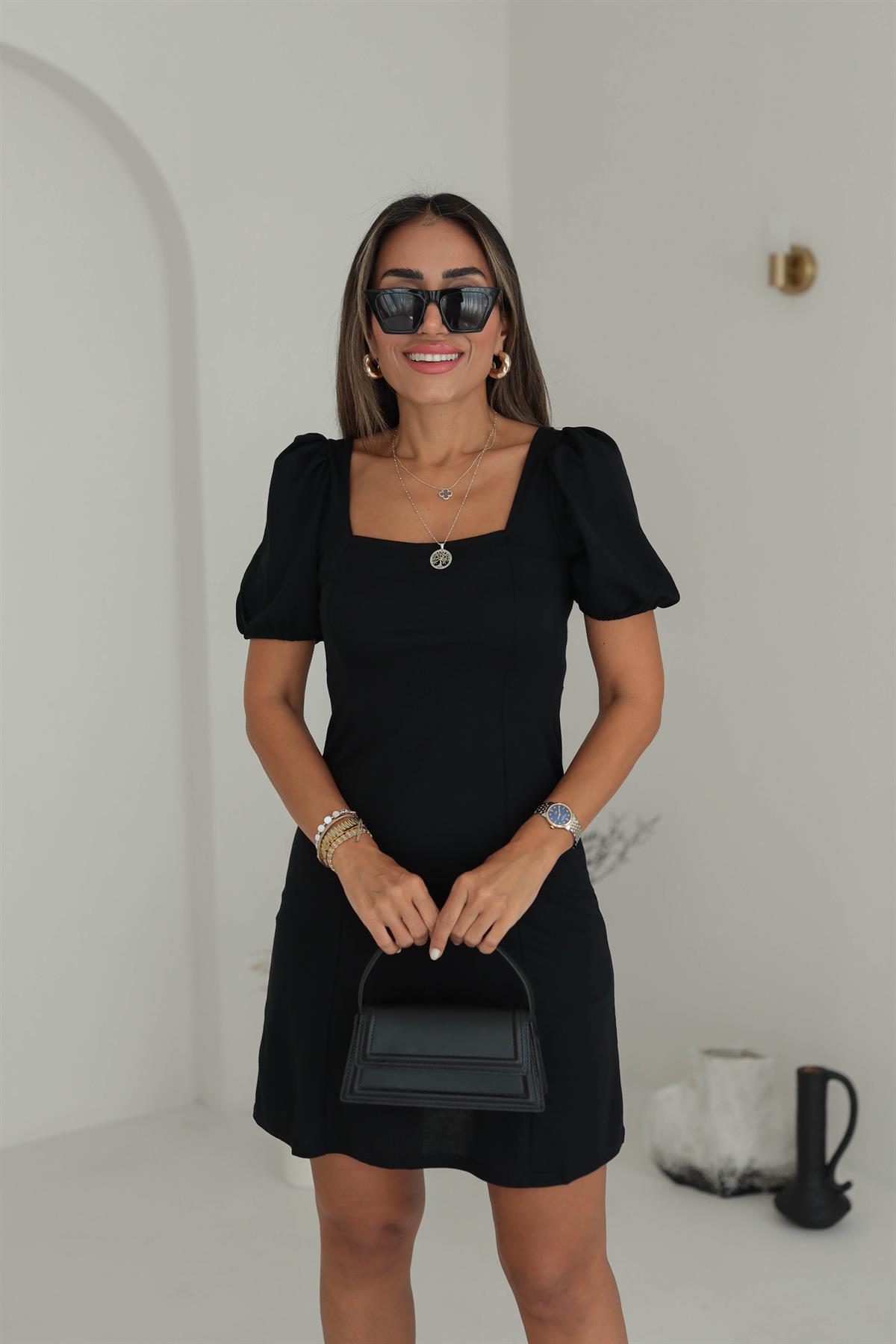 4294 Kare Yaka Likralı Elbise