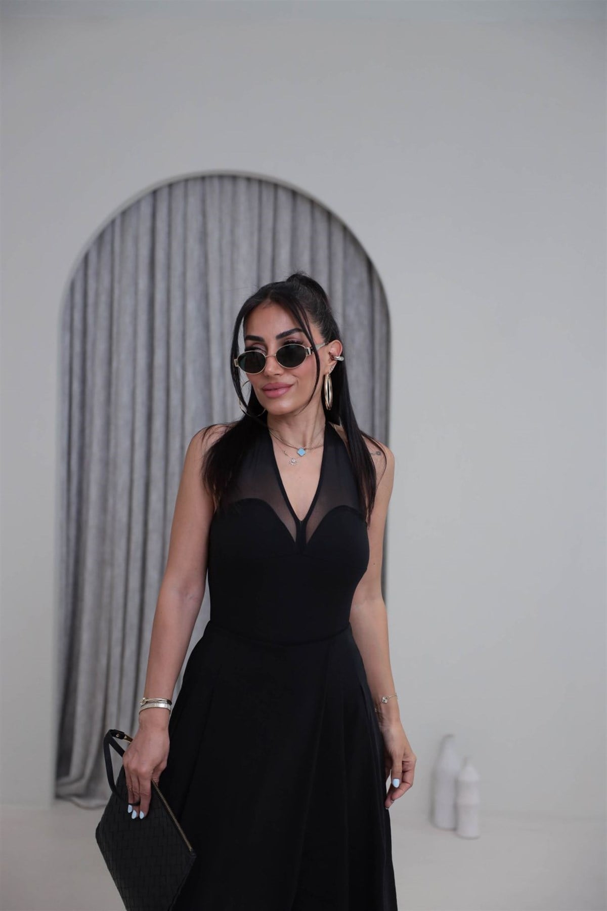 Boyundan Geçmeli Tül Garnili Bodysuit SİYAH