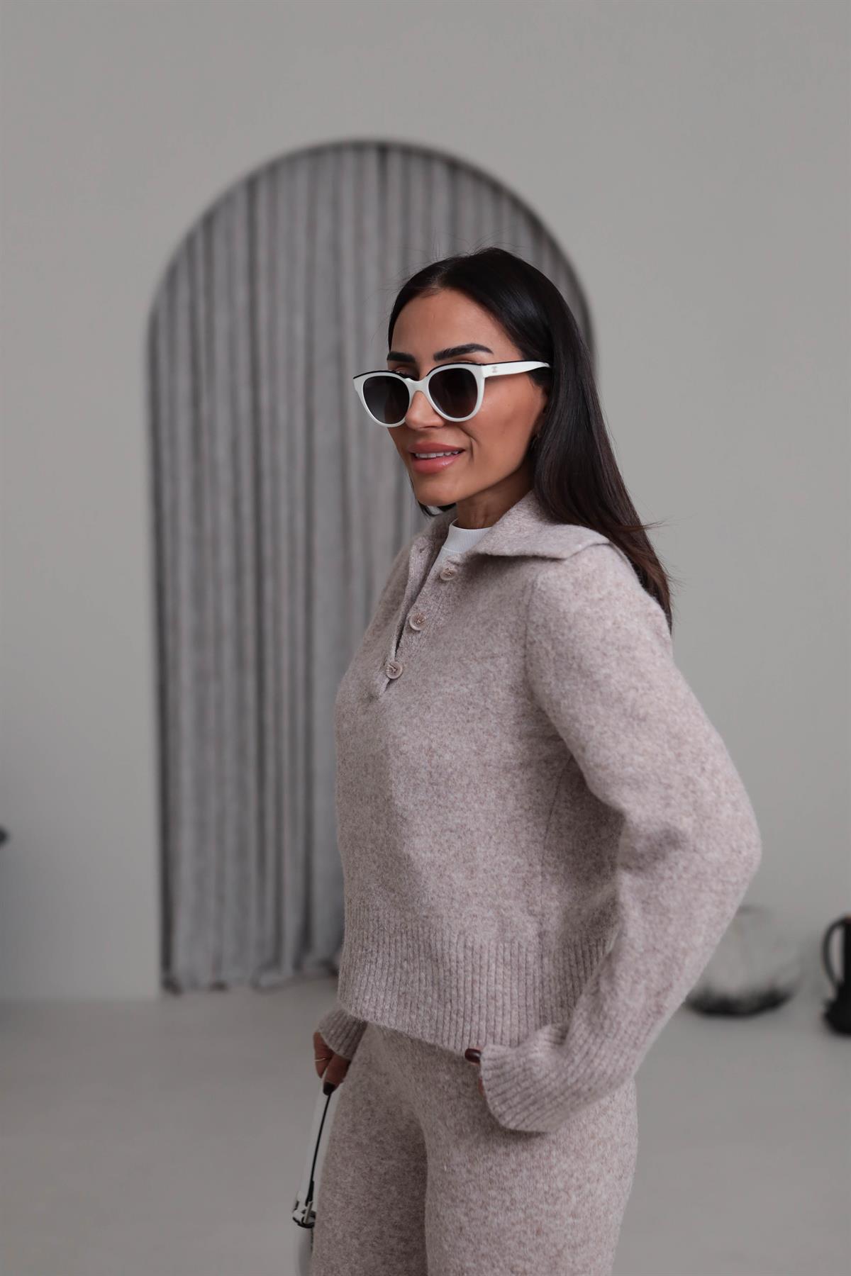 5069 Gömlek Yaka Yarım Düğmeli Kazak VİZON