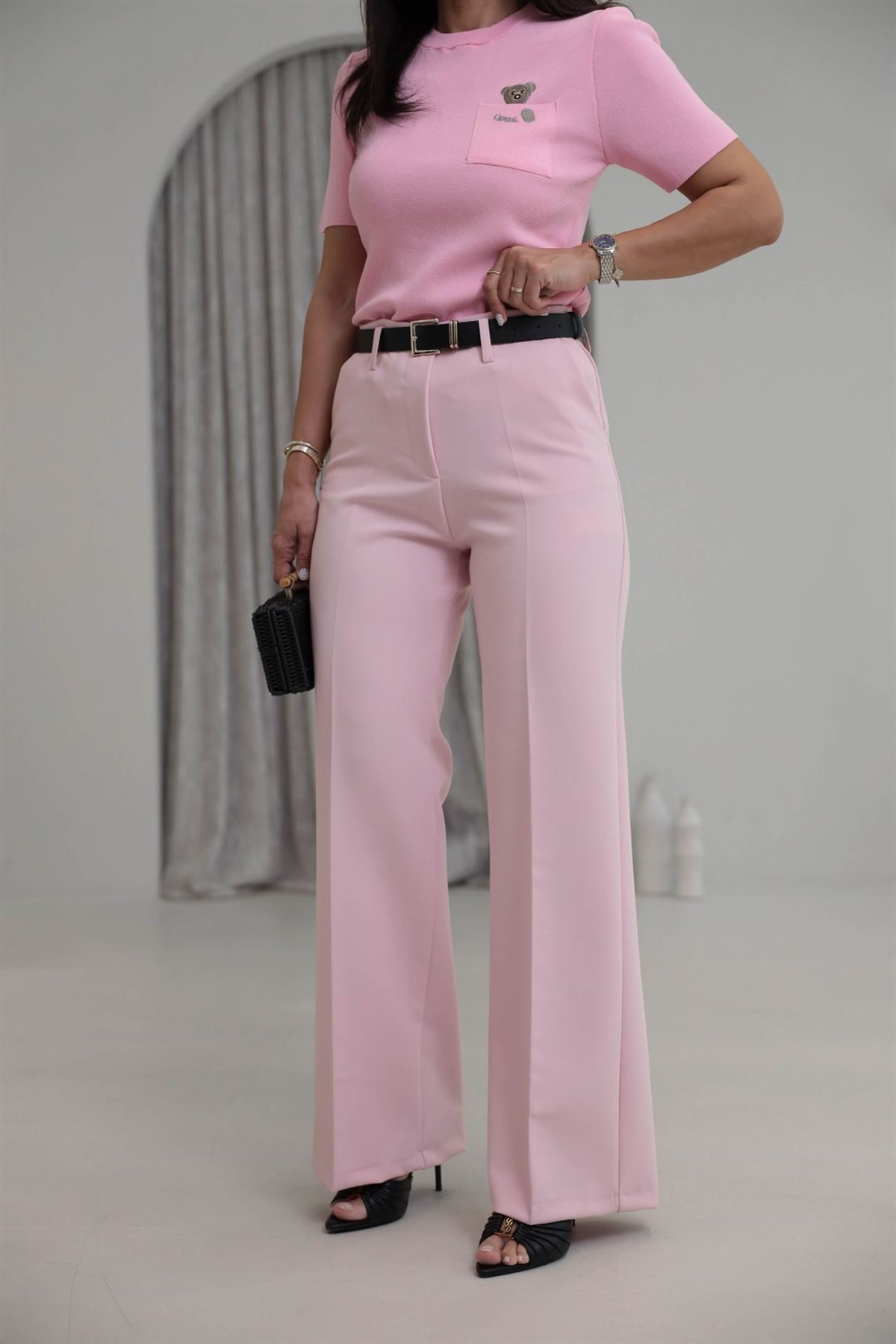 7515 Arka Cepli Kemerli Geniş Paça Pantolon PEMBE