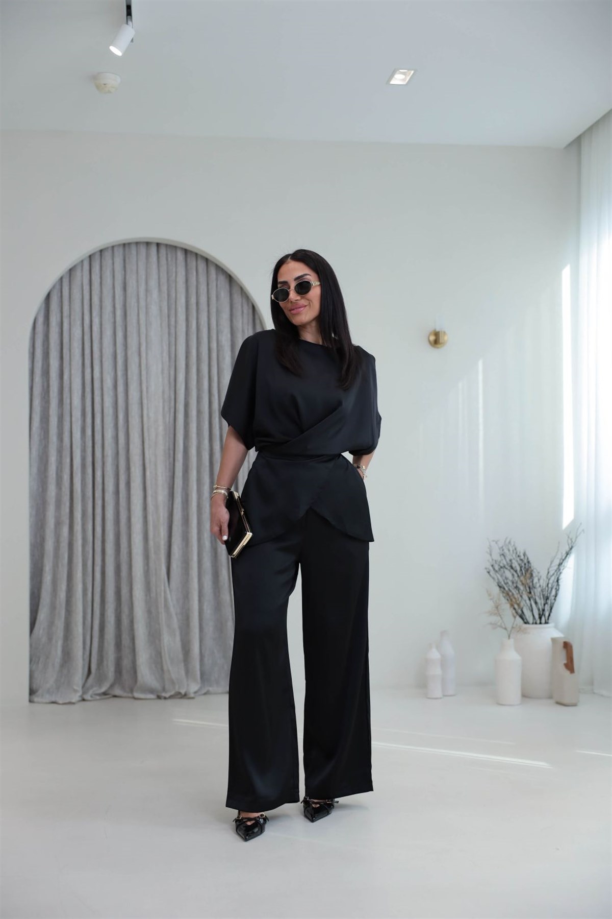 Tasarım Bağlama Detay Tok Saten Takım SİYAH