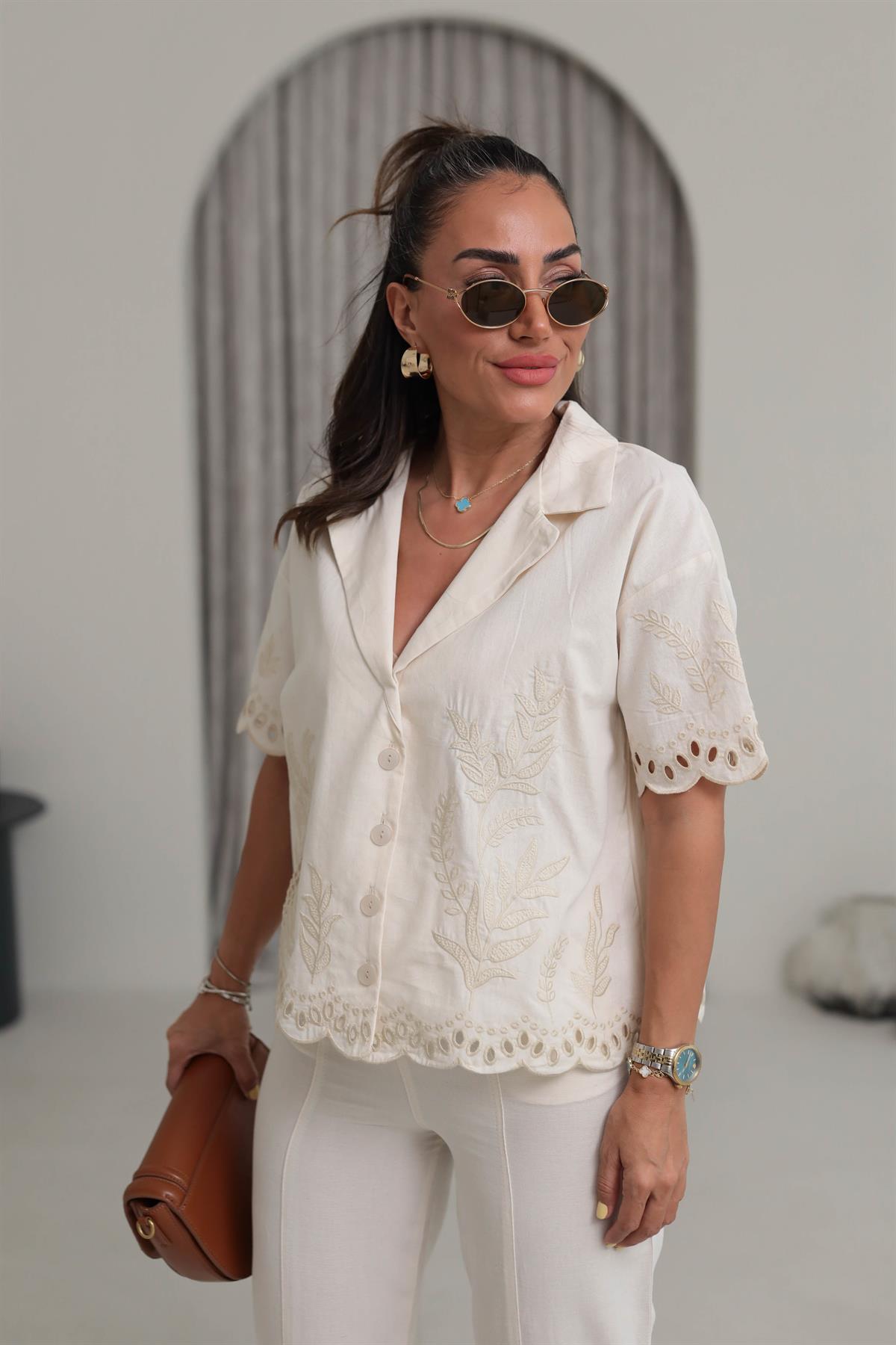 306 Ananas İşlemeli Kısa Kol  Koton Gömlek NATURAL