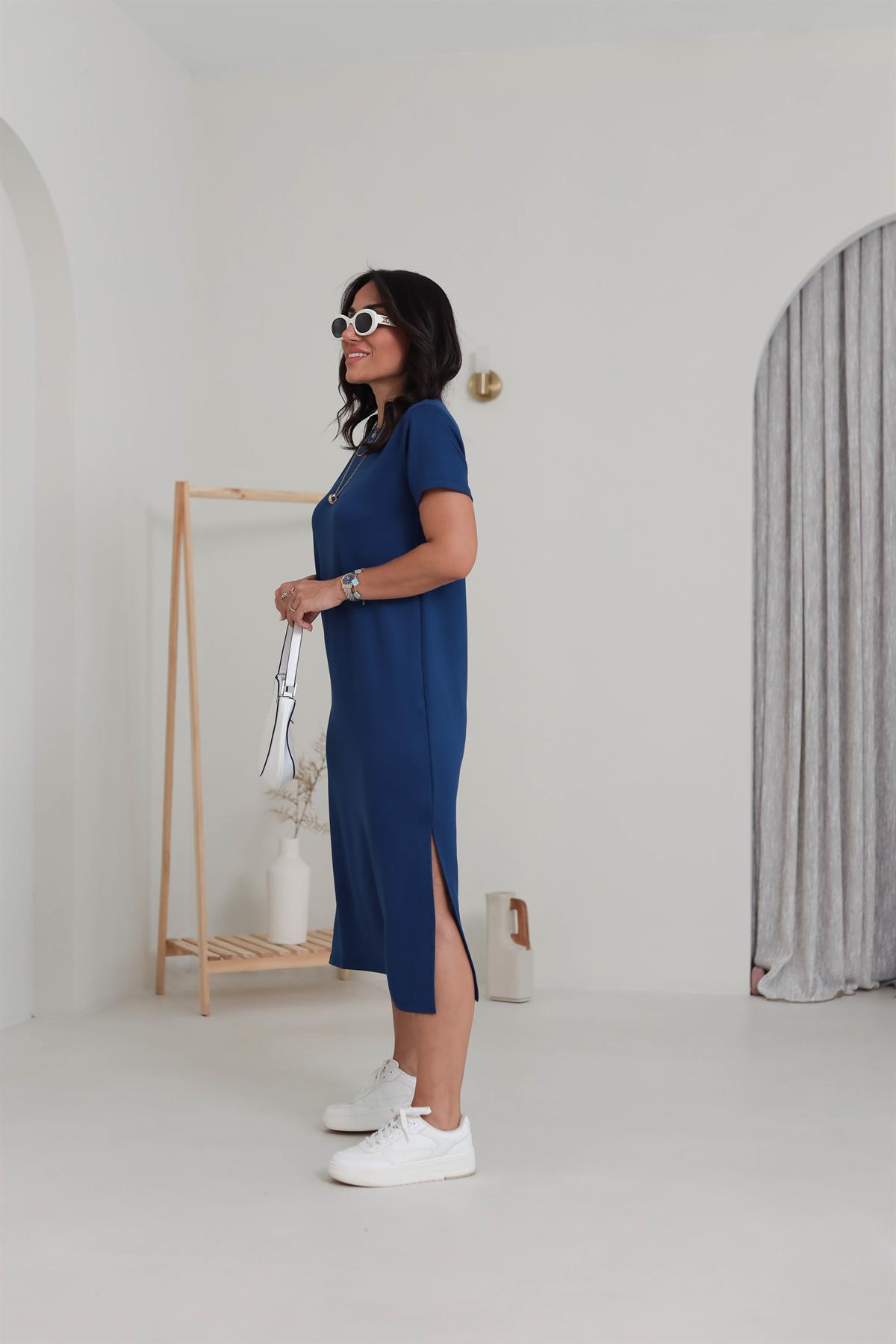 4512 Kısa Kollu Yırtmaçlı Elbise LACİVERT