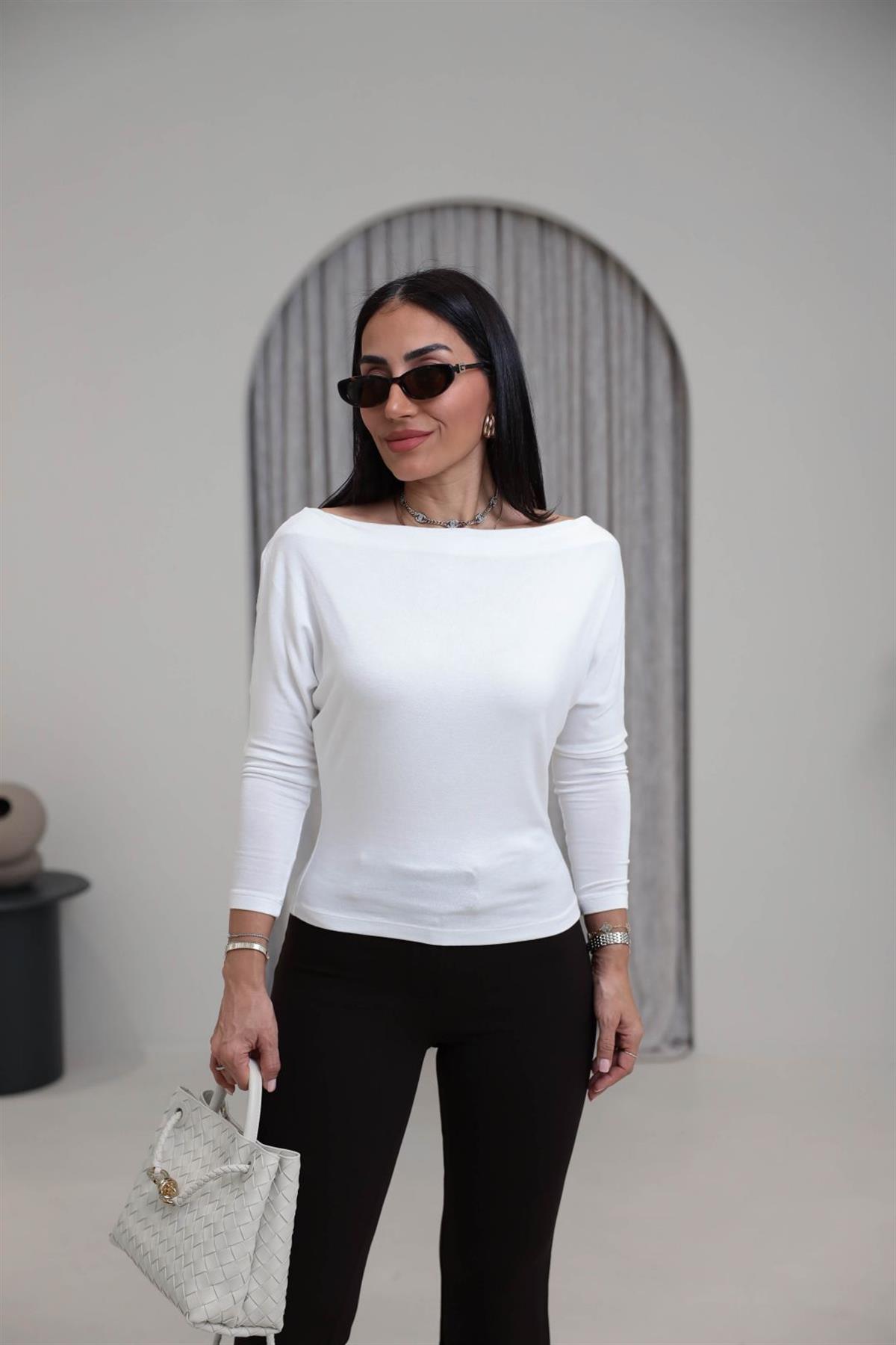 0481 Kayık Yaka Dökümlü Pamuklu Bluz EKRU