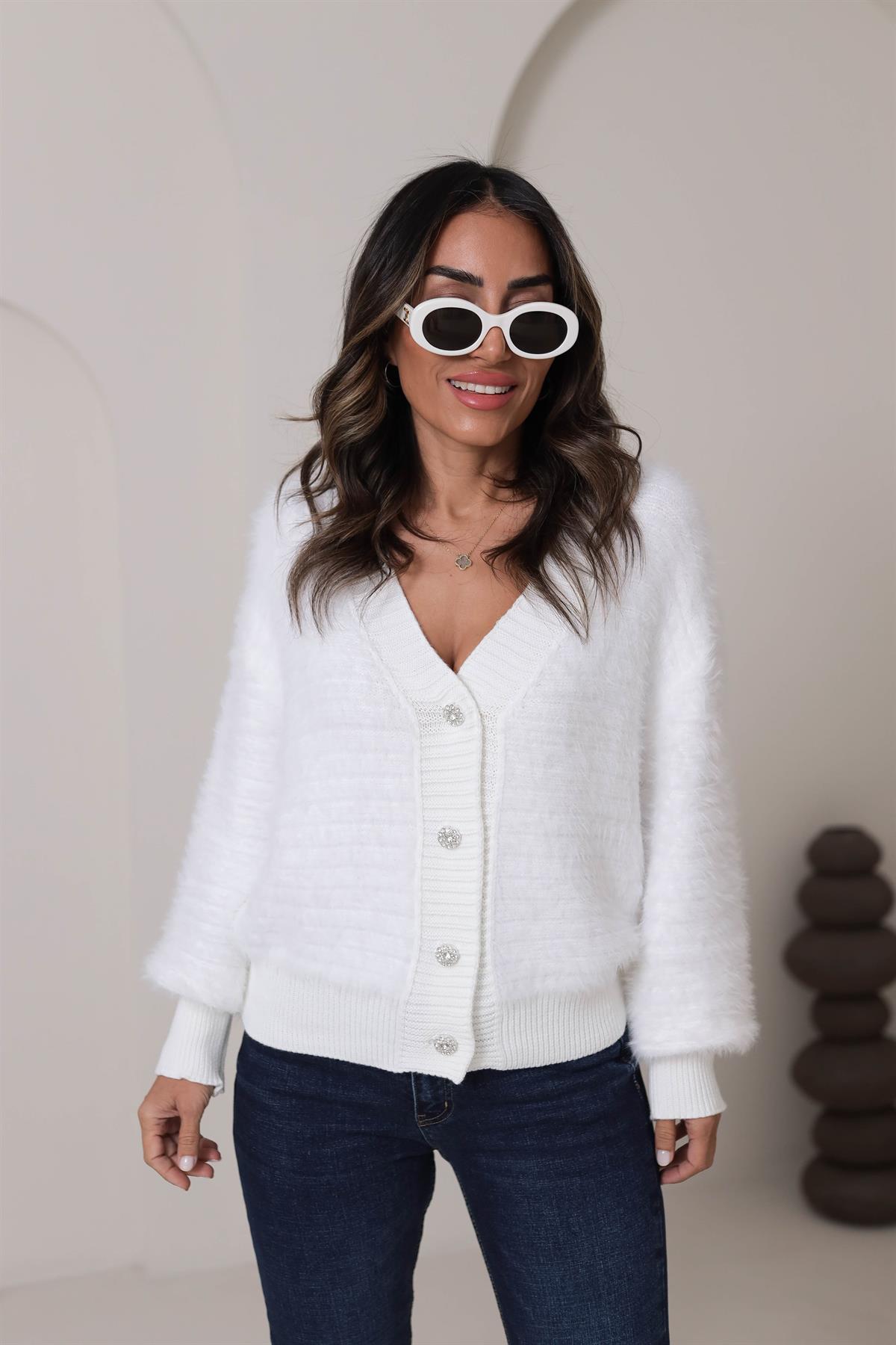 0036 Taşlı Düğmeli Sakallı Yumoş Hırka EKRU