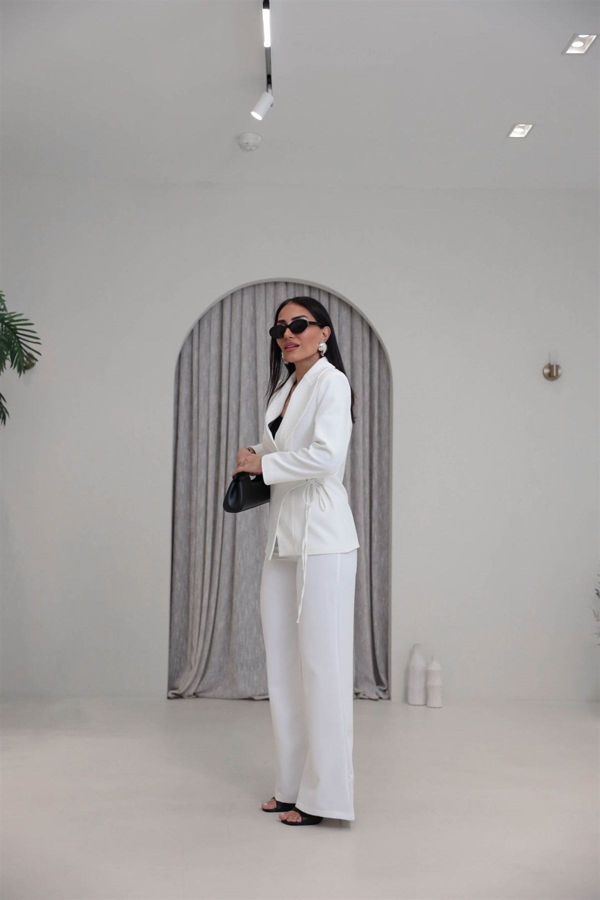 9295 Yandan Kuşgözü Bağlama Detaylı Ceket Pantolon Takım BEYAZ