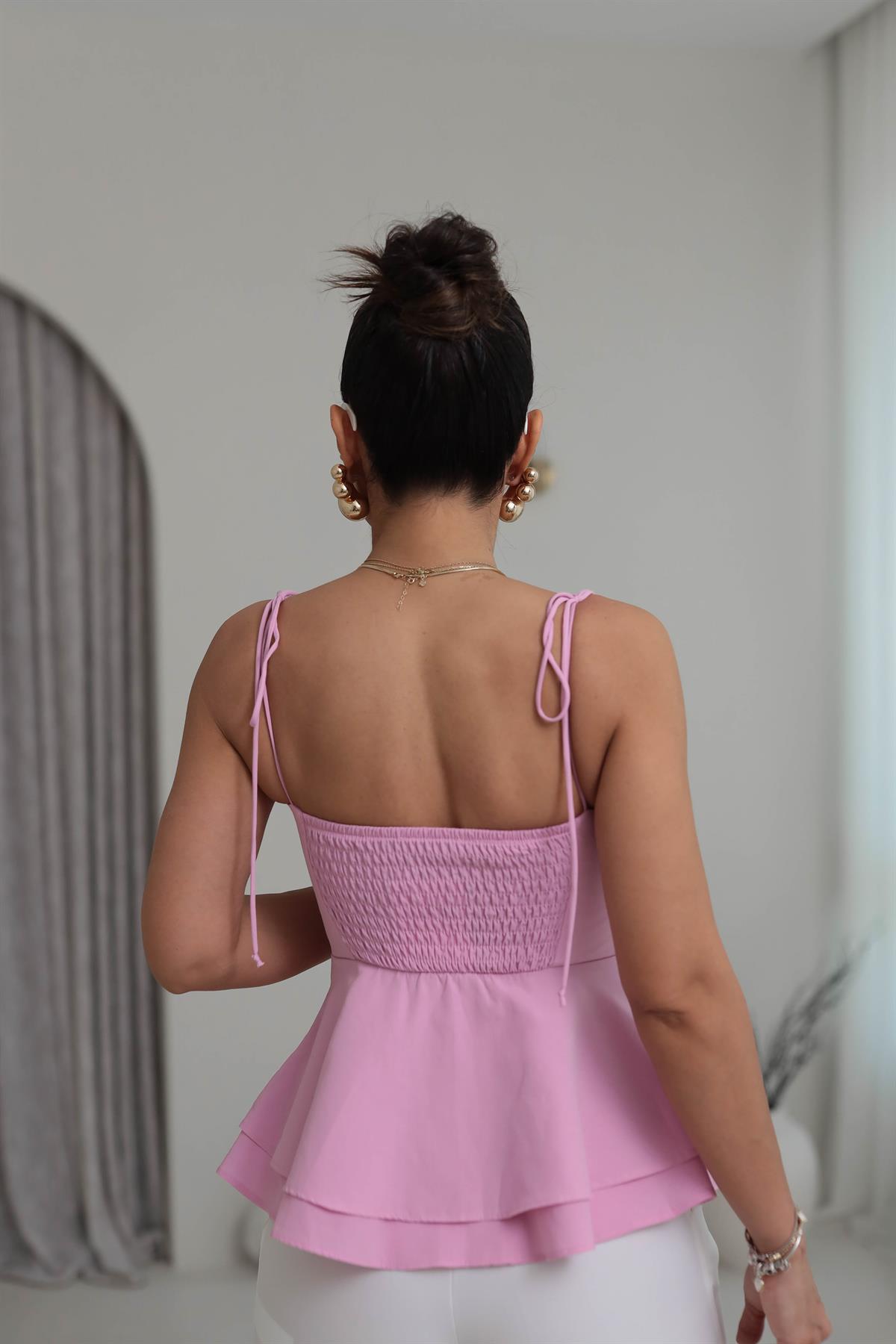 0671 Askıları Bağlamalı Volanlı Bluz PEMBE