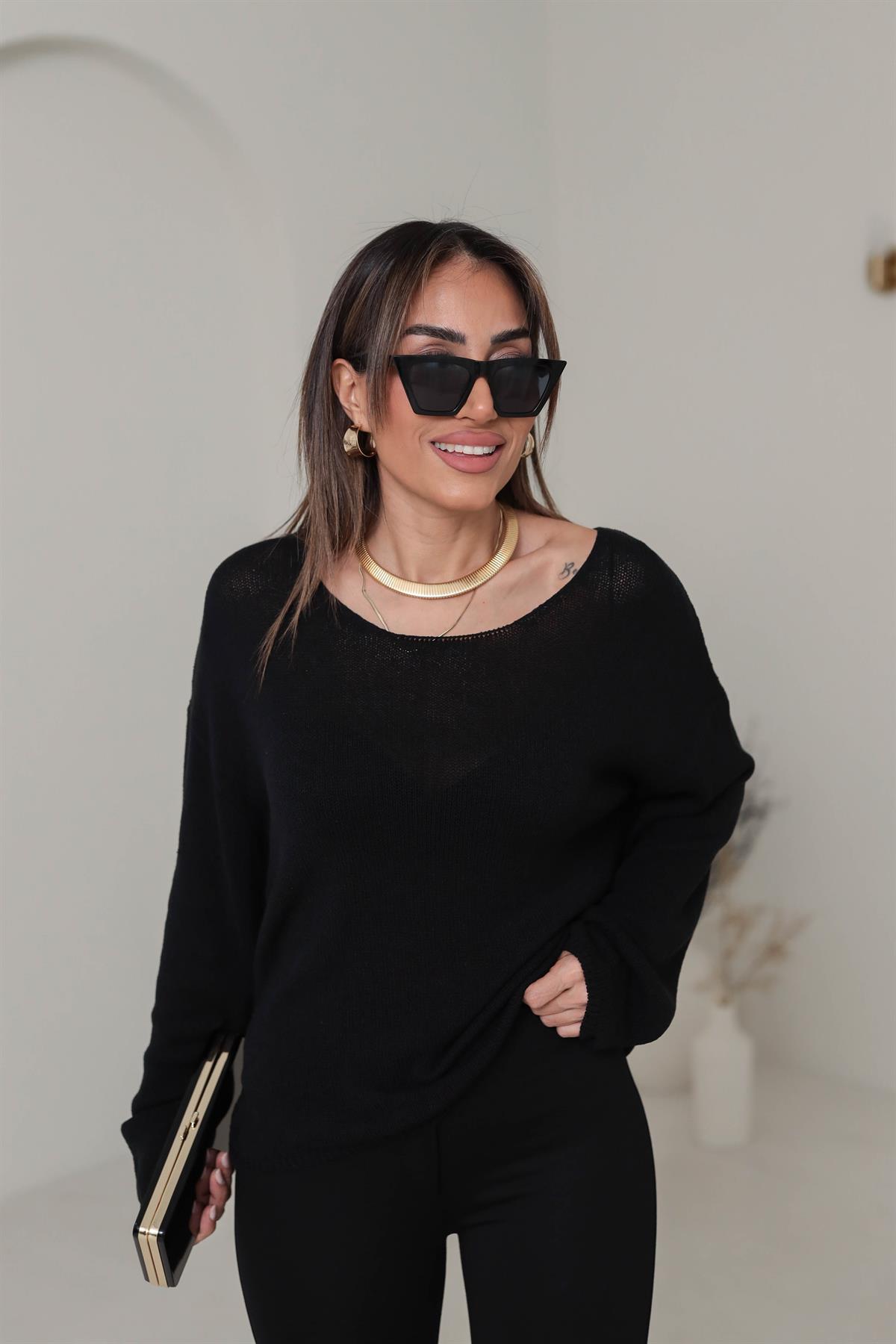 0706 Oval Yaka Basic Triko SİYAH