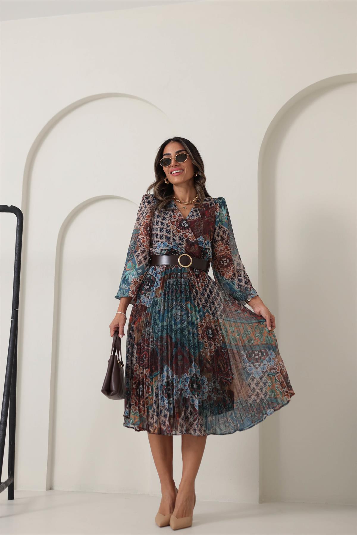 3286 Kruvaze Yaka Piliseli Kemerli Elbise DESENLİ