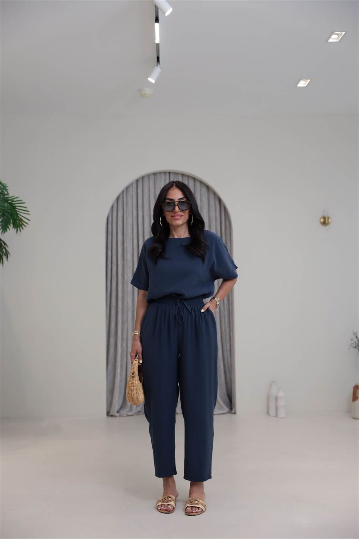1601 Sırtı Düğme Detaylı Tencel Kumaş Takım Indigo