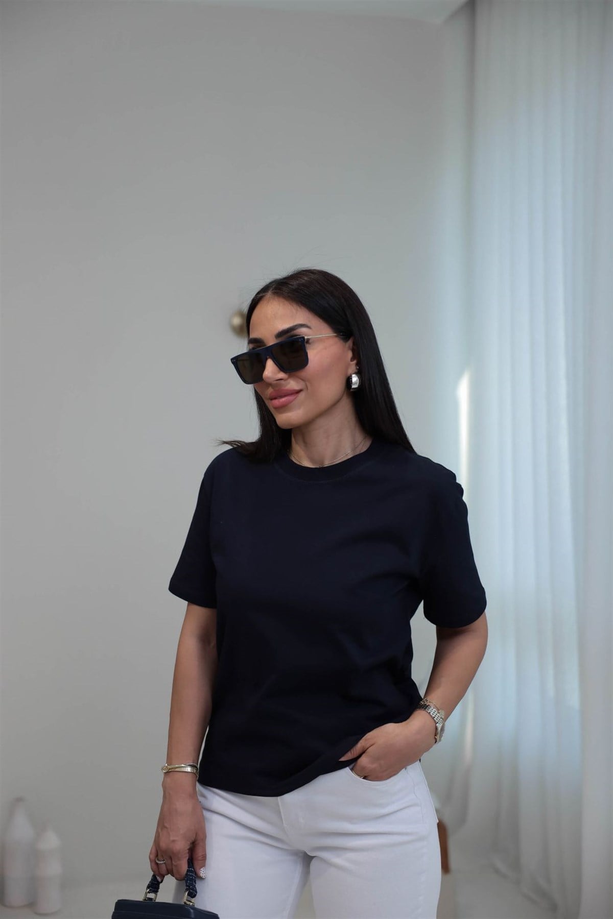 0312 Dekoratif Dikişli Pamuklu Tshirt LACİVERT