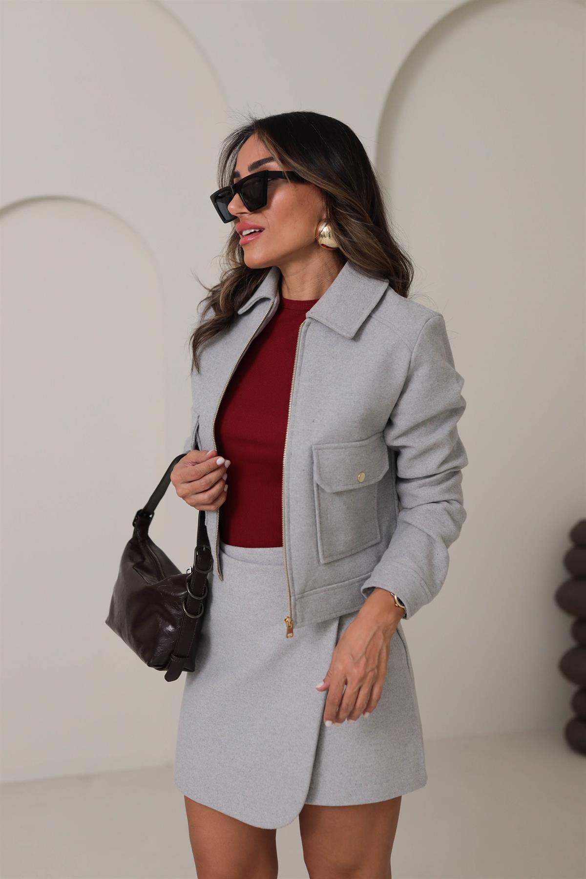 0089 Gold Düğmeli Cep Detaylı Fermuarlı Kaşe Ceket