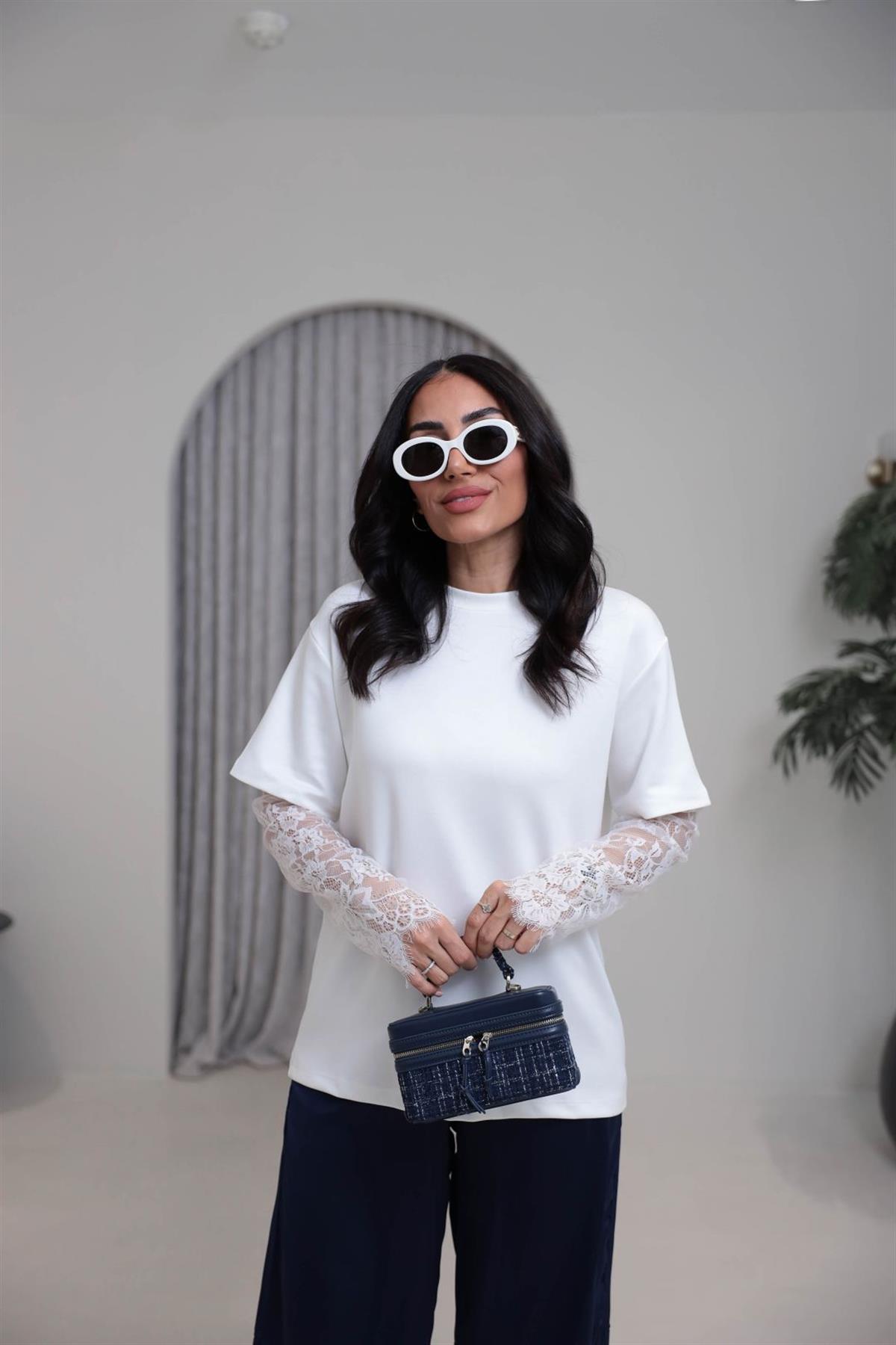 1049 Kolları Dantel Detaylı Modal Tshirt EKRU