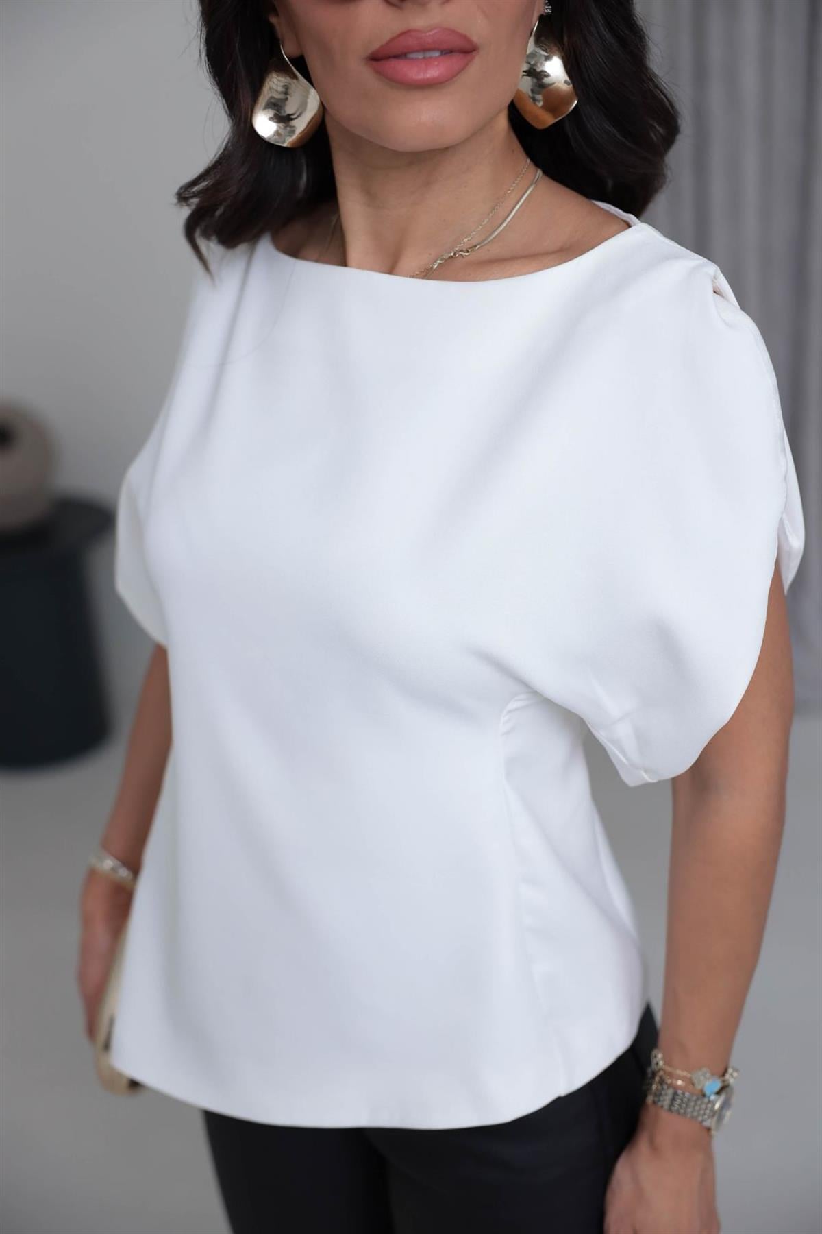 Balon Kol Asimetrik Bluz BEYAZ