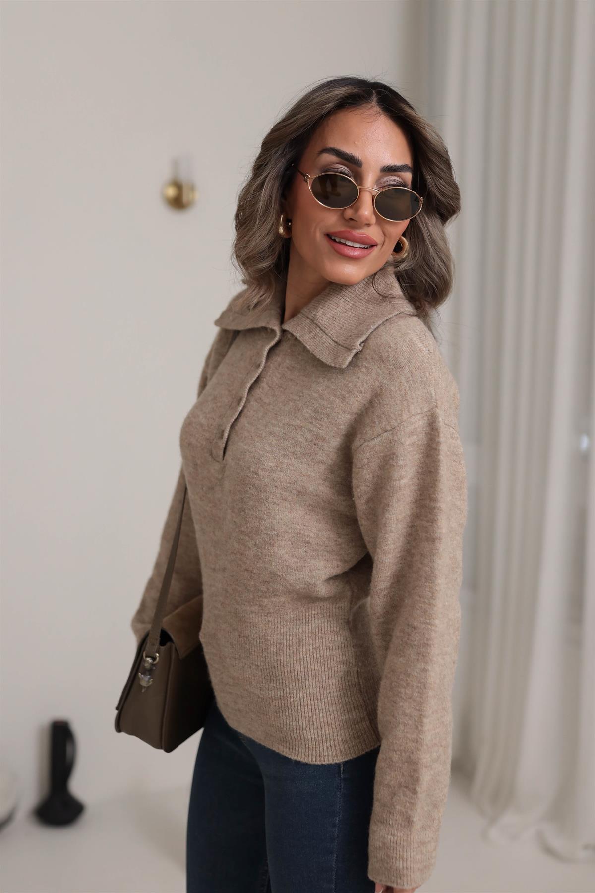 0679 Polo Yaka Yarım Düğmeli Kazak KOYU BEJ