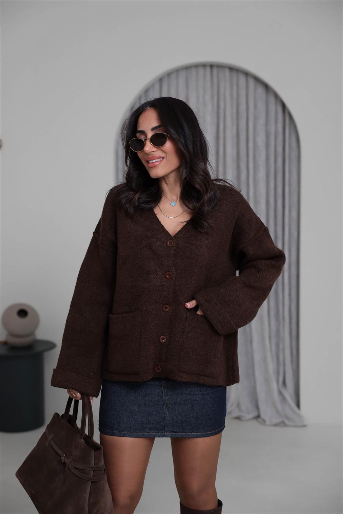 5231 Cepli Ters Dikiş Detaylı Hırka KAHVE