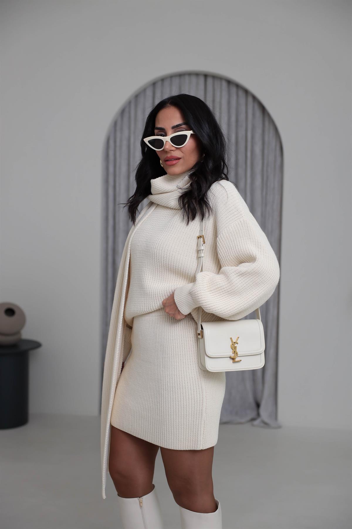 2581 Bisiklet Yaka Şal Detaylı Örgü Etek Takım KREM