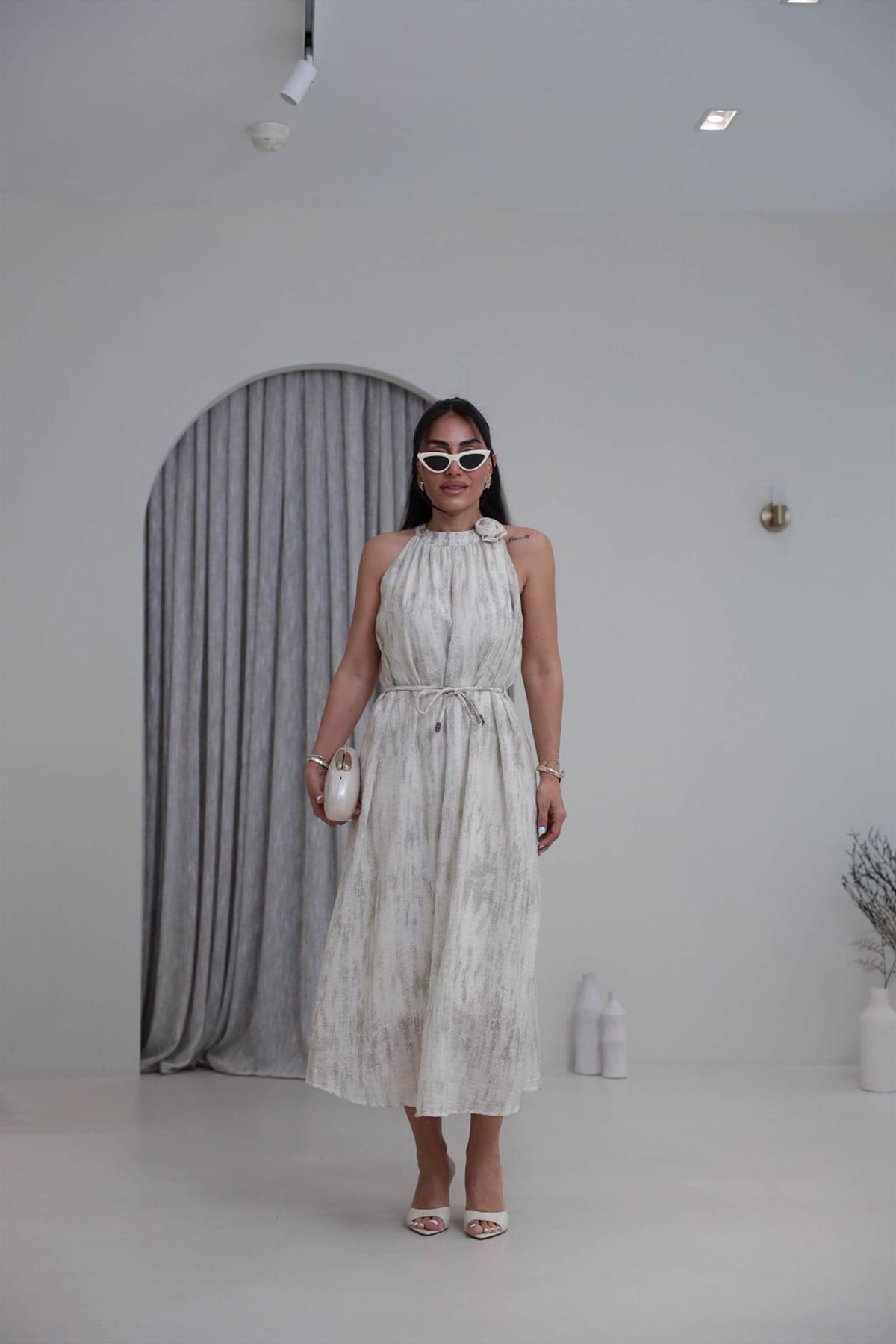 8280 Taşlı Halter Yaka Elbise BEJ