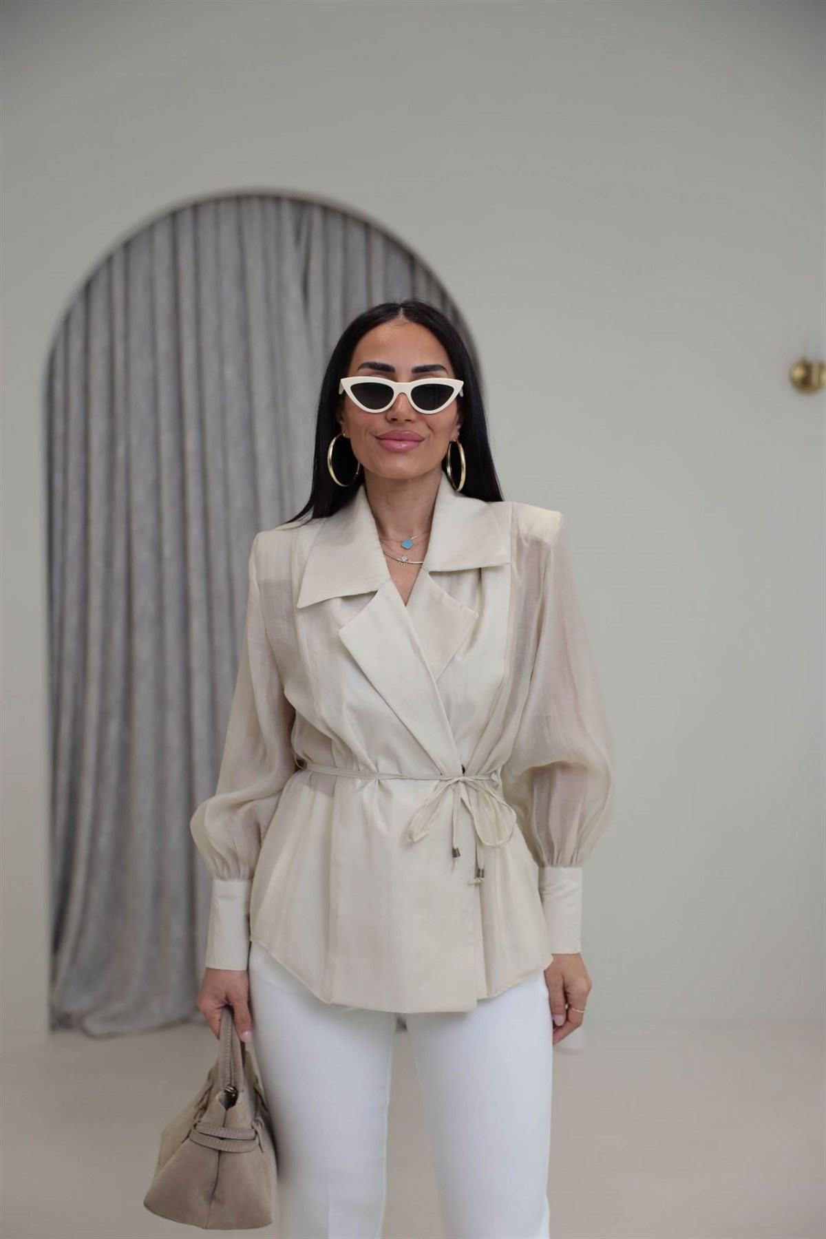 5029 Kruvaze Vatkalı Bağcıklı Tencel Gömlek TAŞ