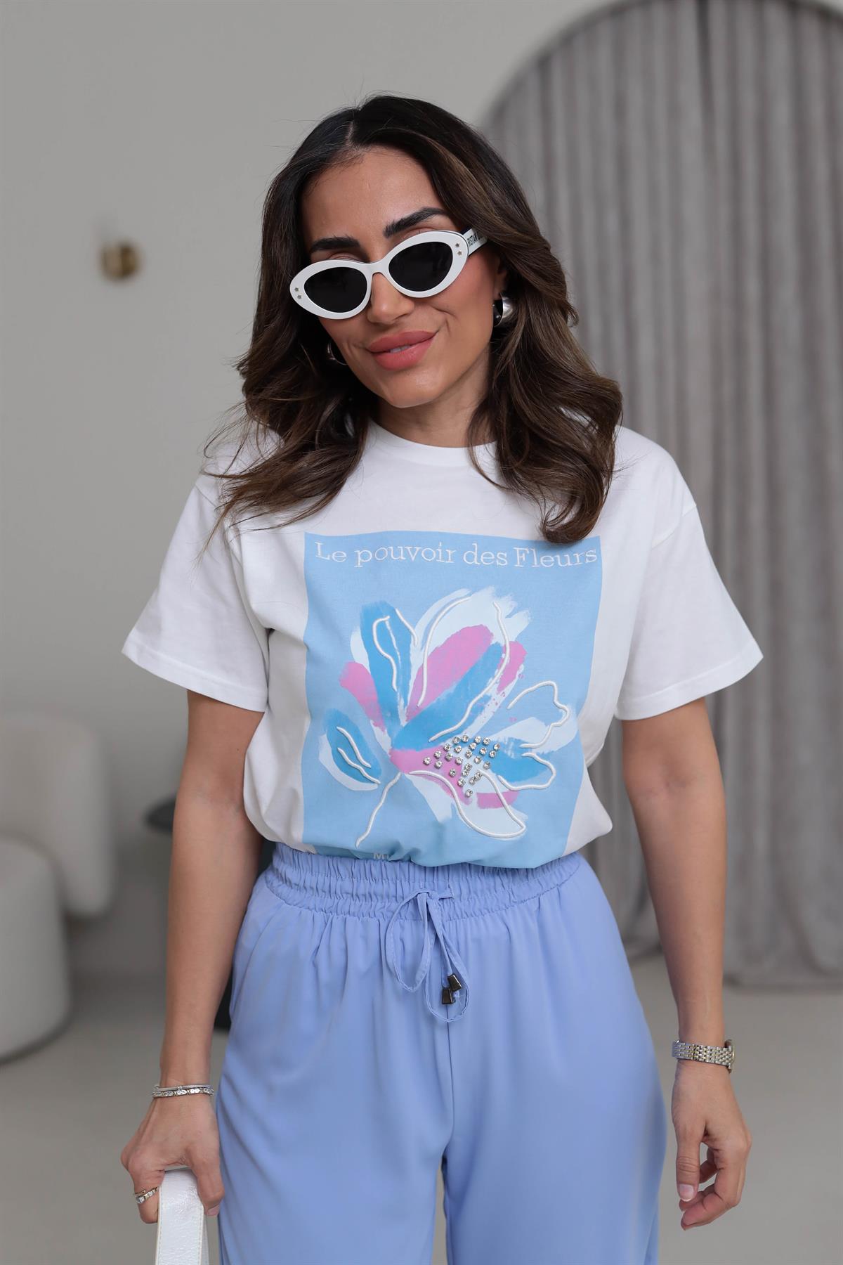 0223 Çiçek ve Taş Detaylı Tshirt MAVİ