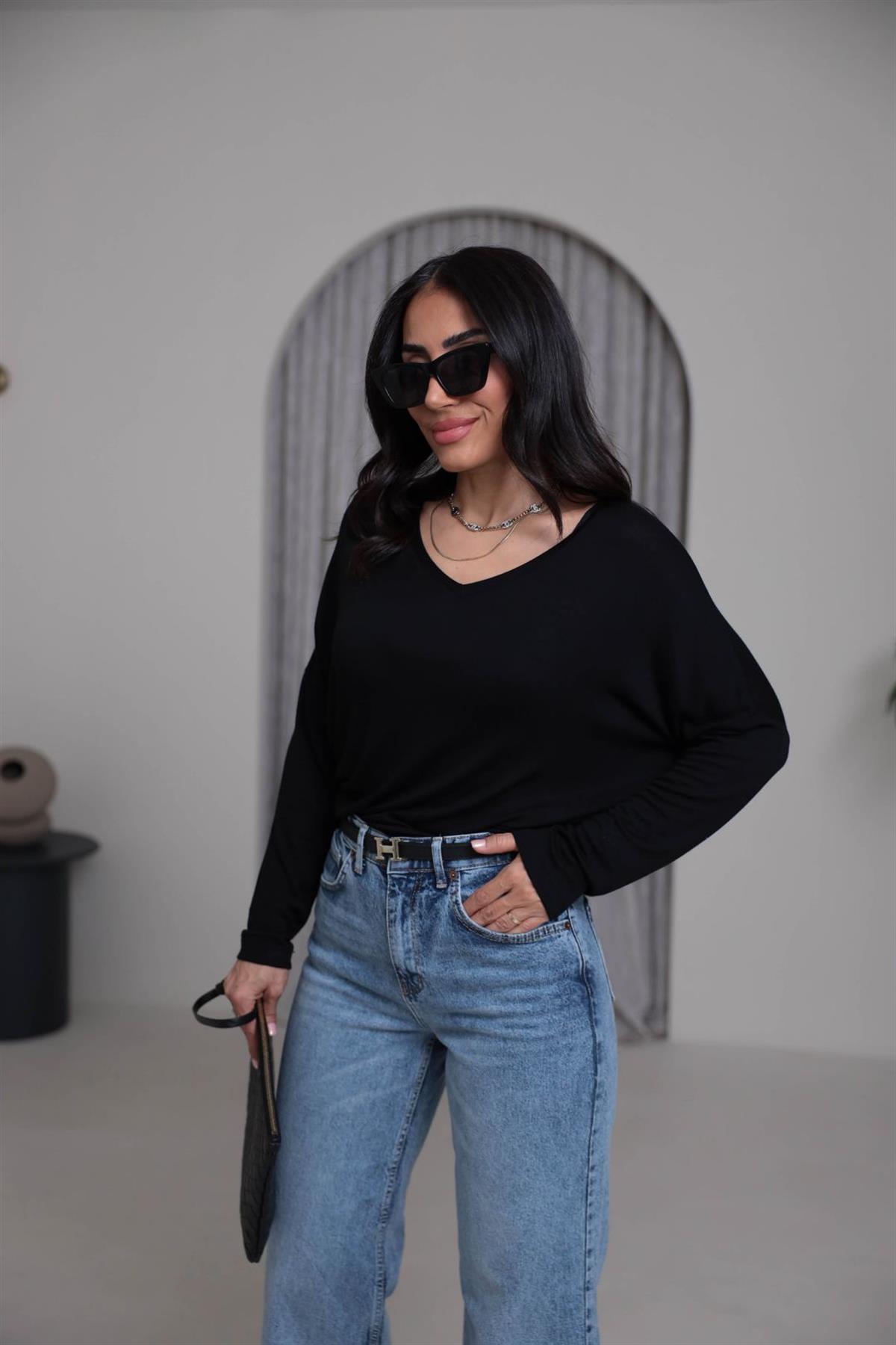 7590 V Yaka Yumoş Bluz SİYAH