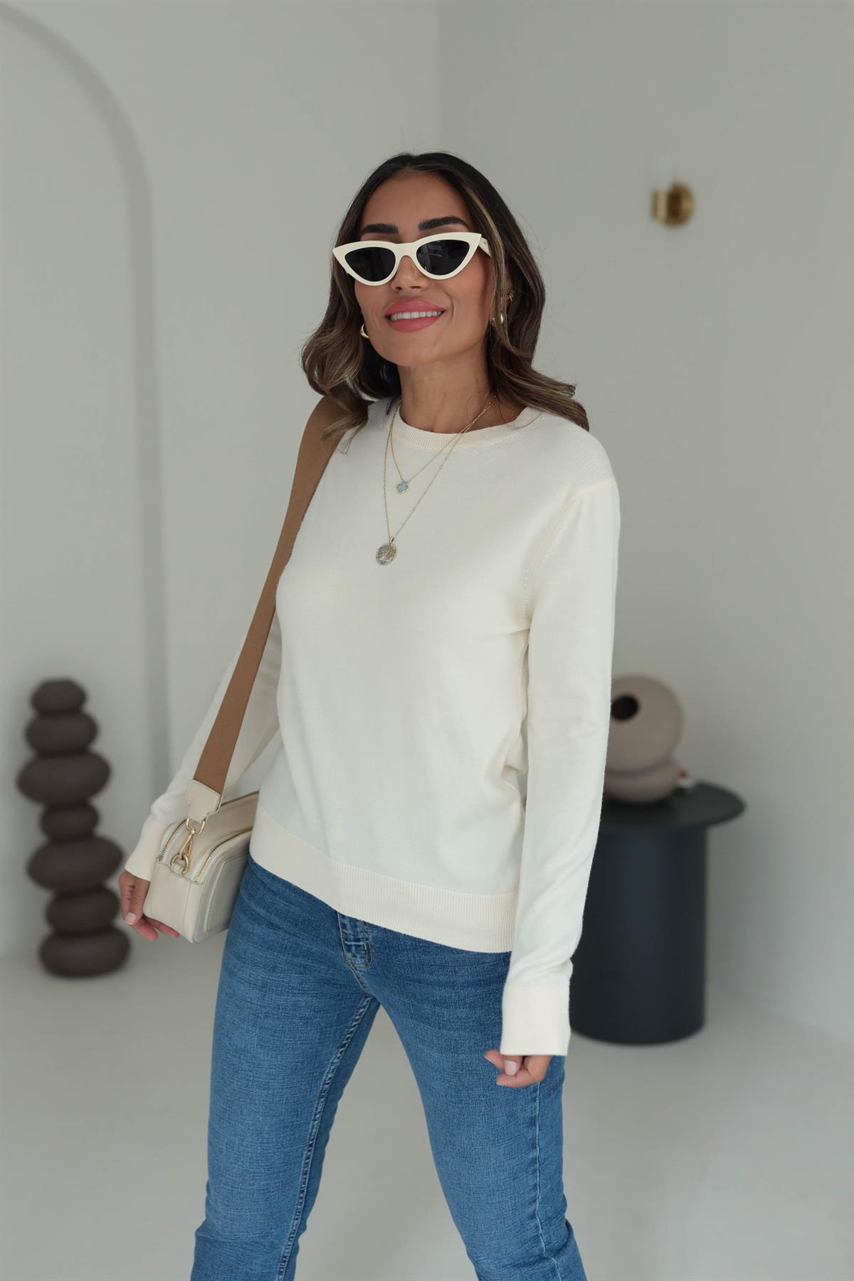 1004 Bisiklet Yaka Yumuşak Doku Triko