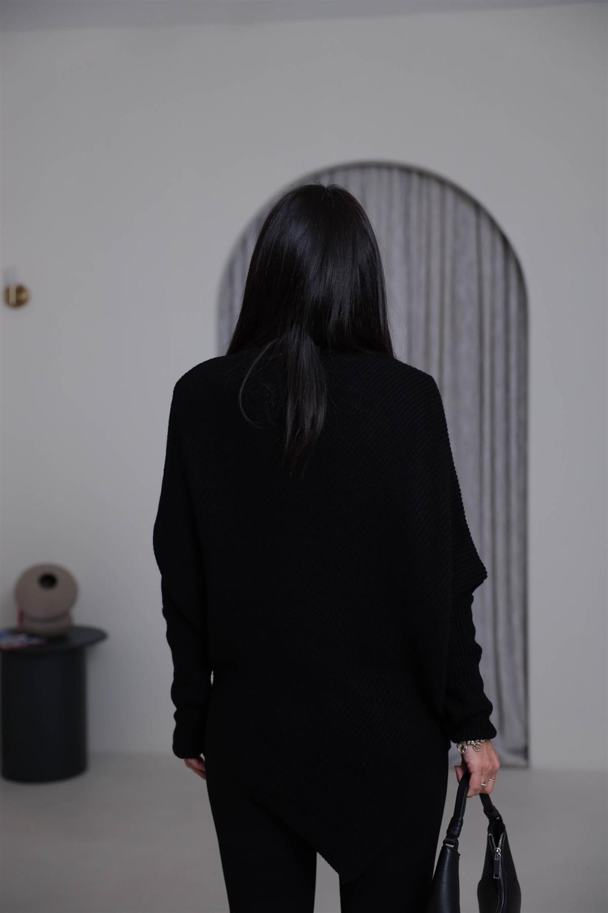 2574 Balıkçı Yaka Asimetrik Triko Kazak SİYAH